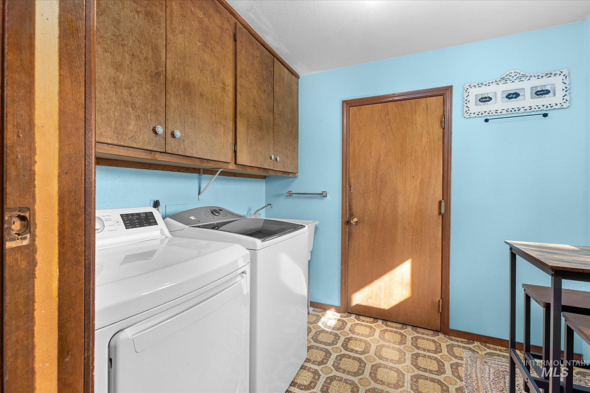 1430 Mann Creek Rd Property Photo 12