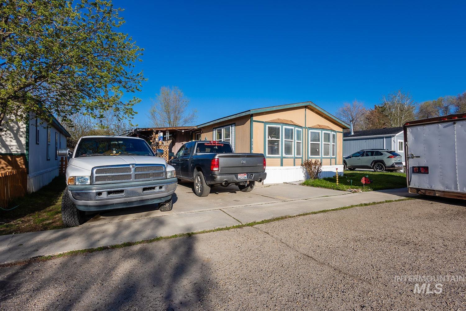 8181 Andy Ln Property Photo 2