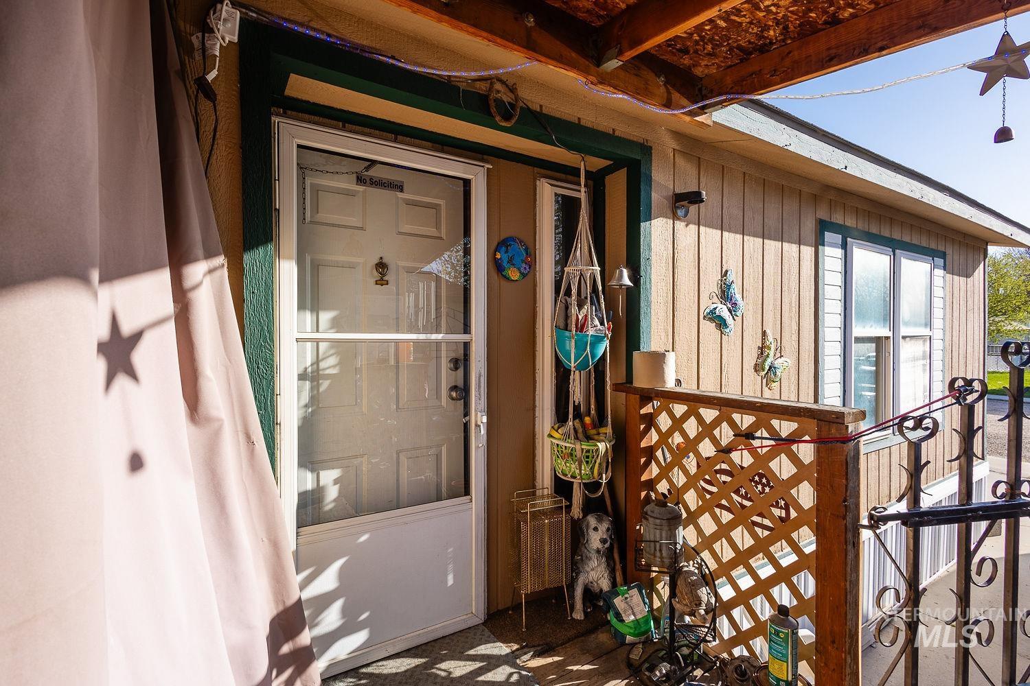 8181 Andy Ln Property Photo 5