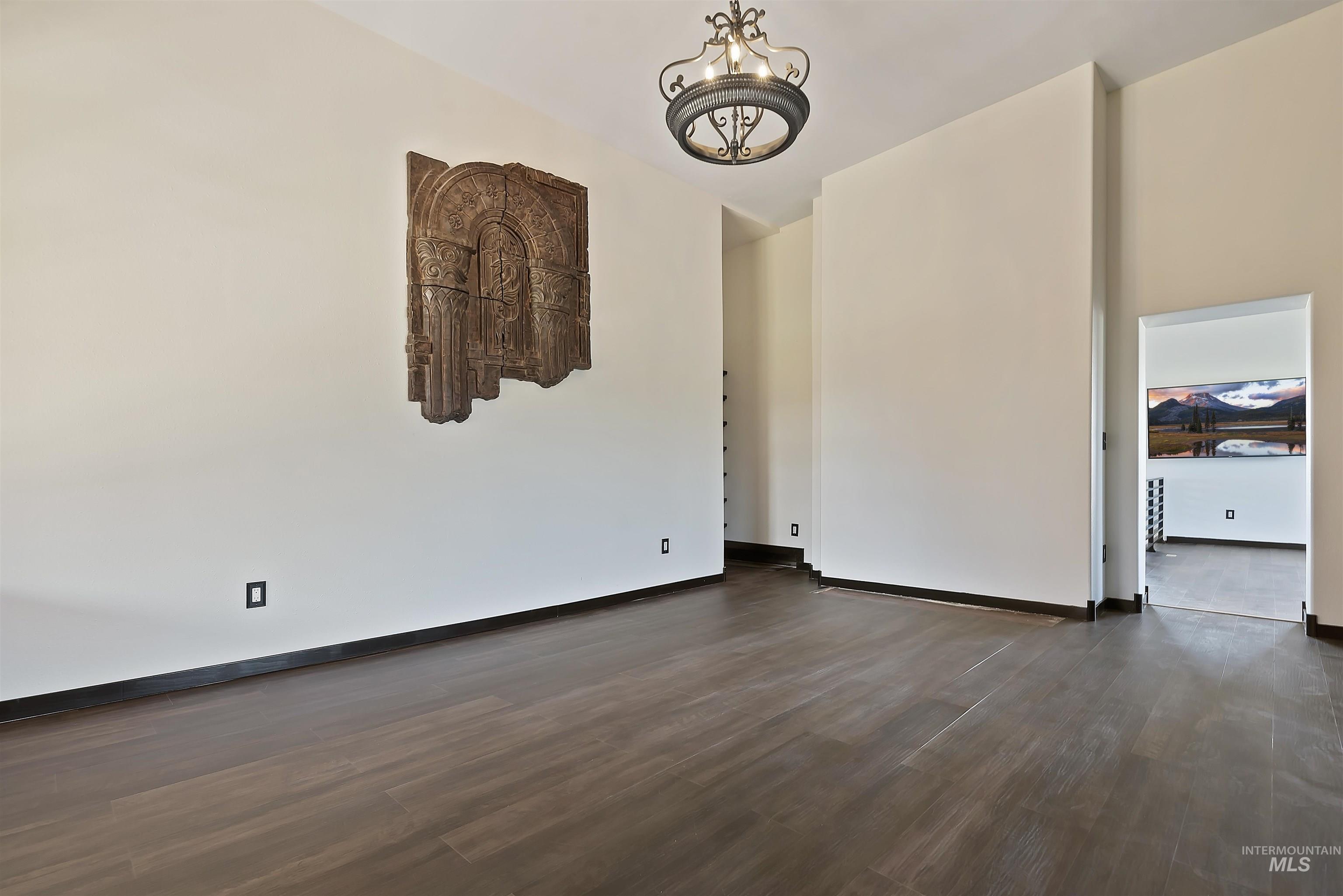 2480 Galey Street Property Photo 8