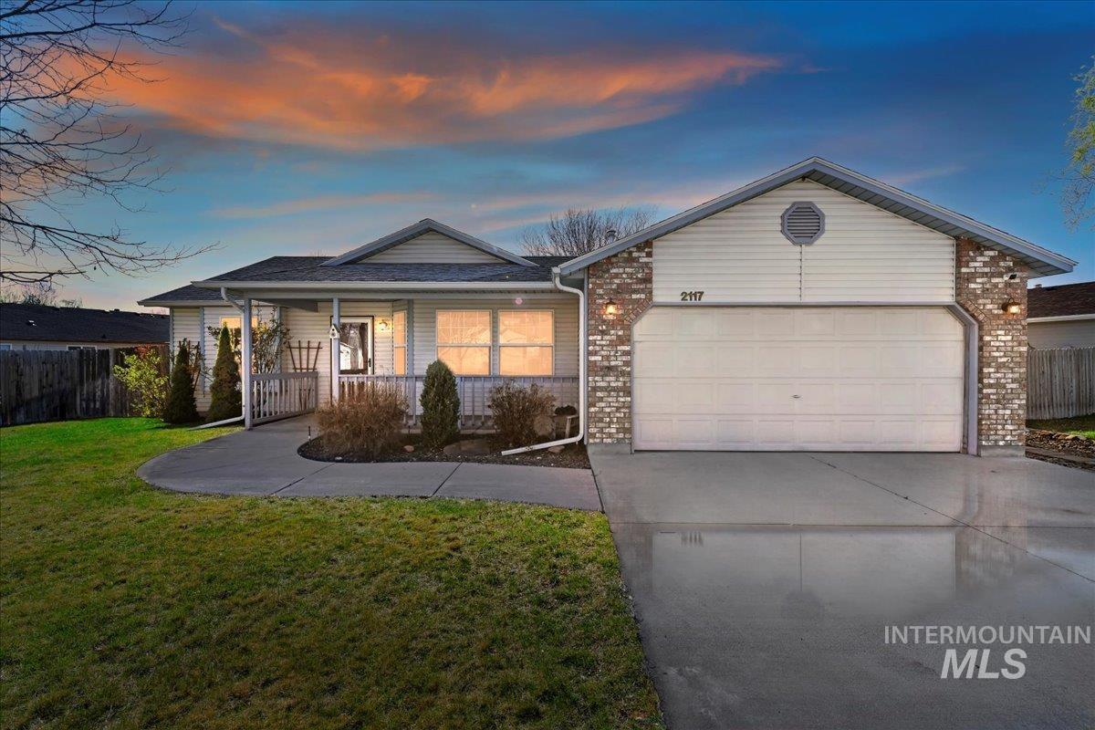2117 S Crimson Rose Way Property Photo