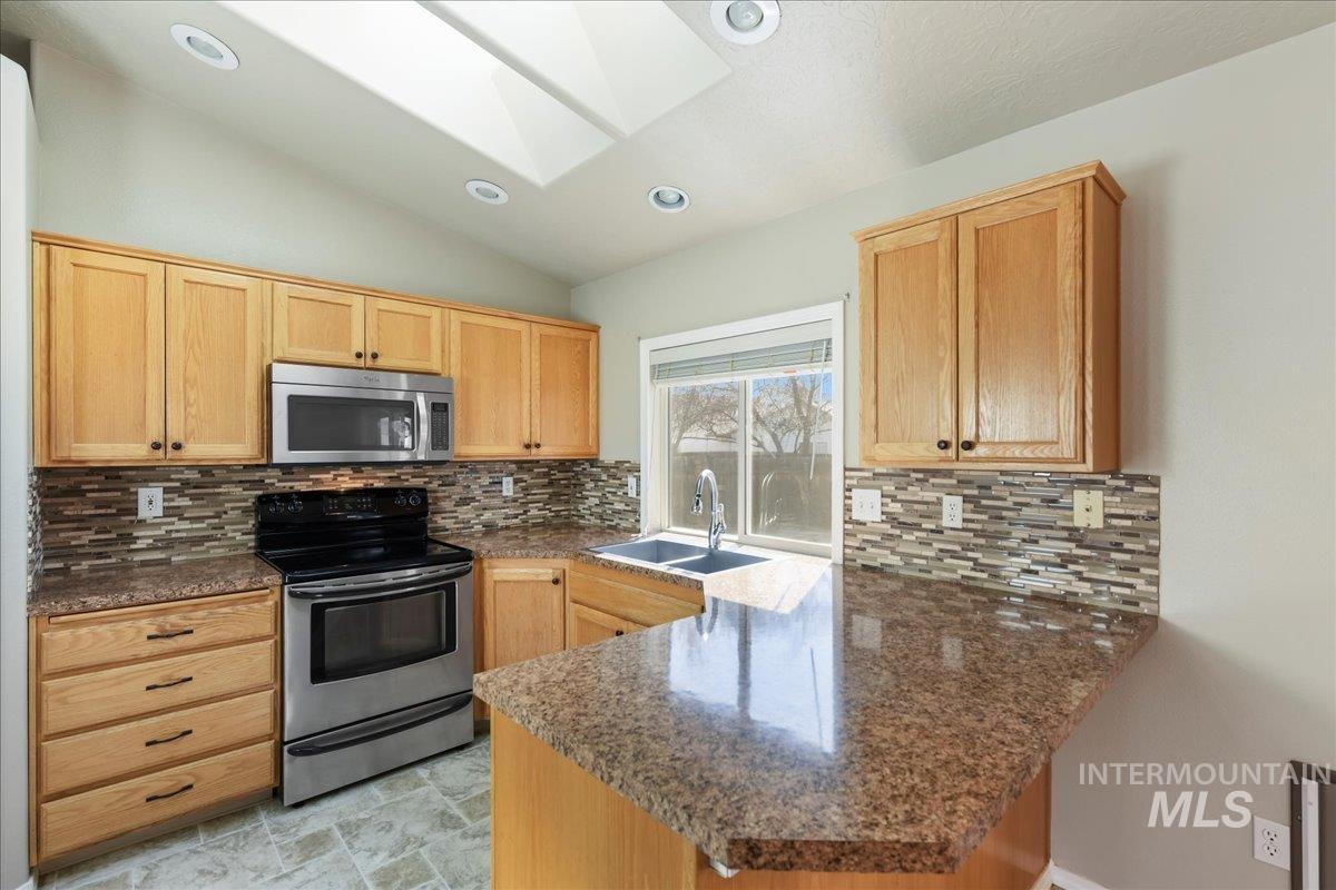 2117 S Crimson Rose Way Property Photo 11