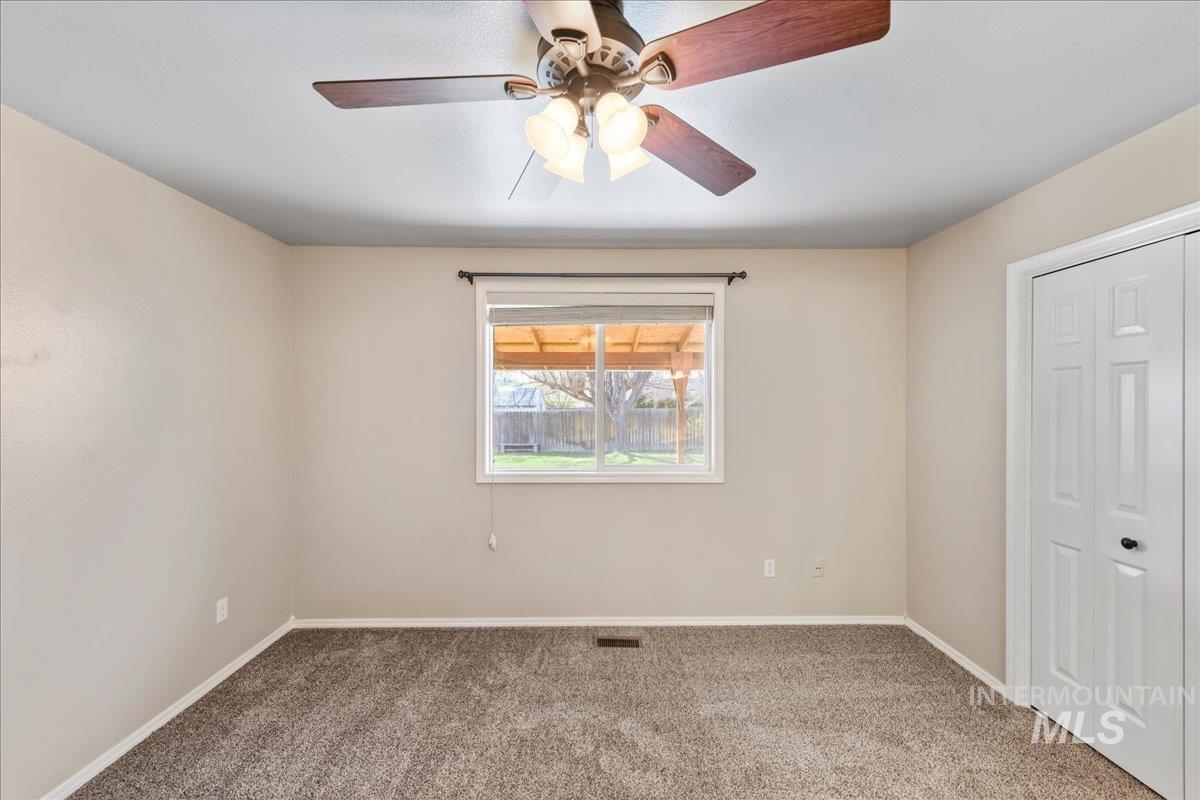2117 S Crimson Rose Way Property Photo 17