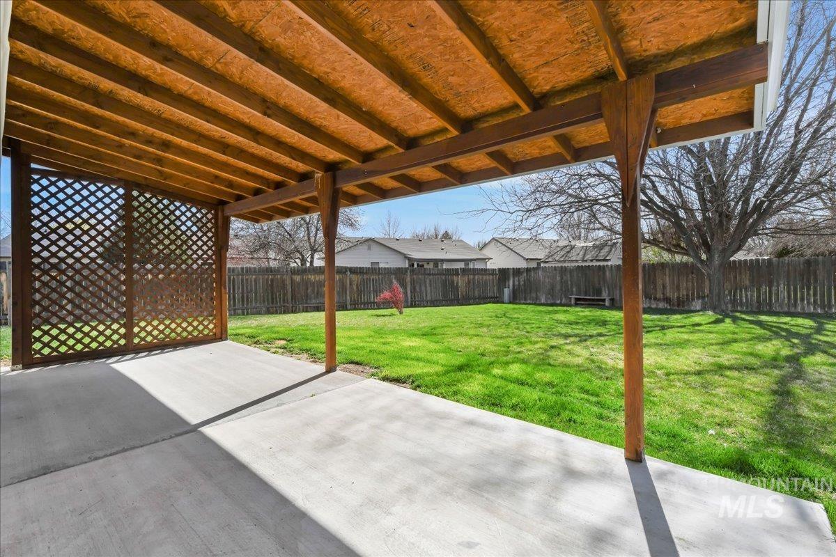 2117 S Crimson Rose Way Property Photo 25