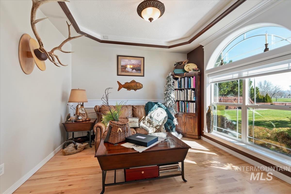 2145 N Haskett Property Photo 23