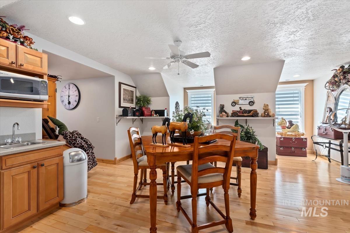 2145 N Haskett Property Photo 27