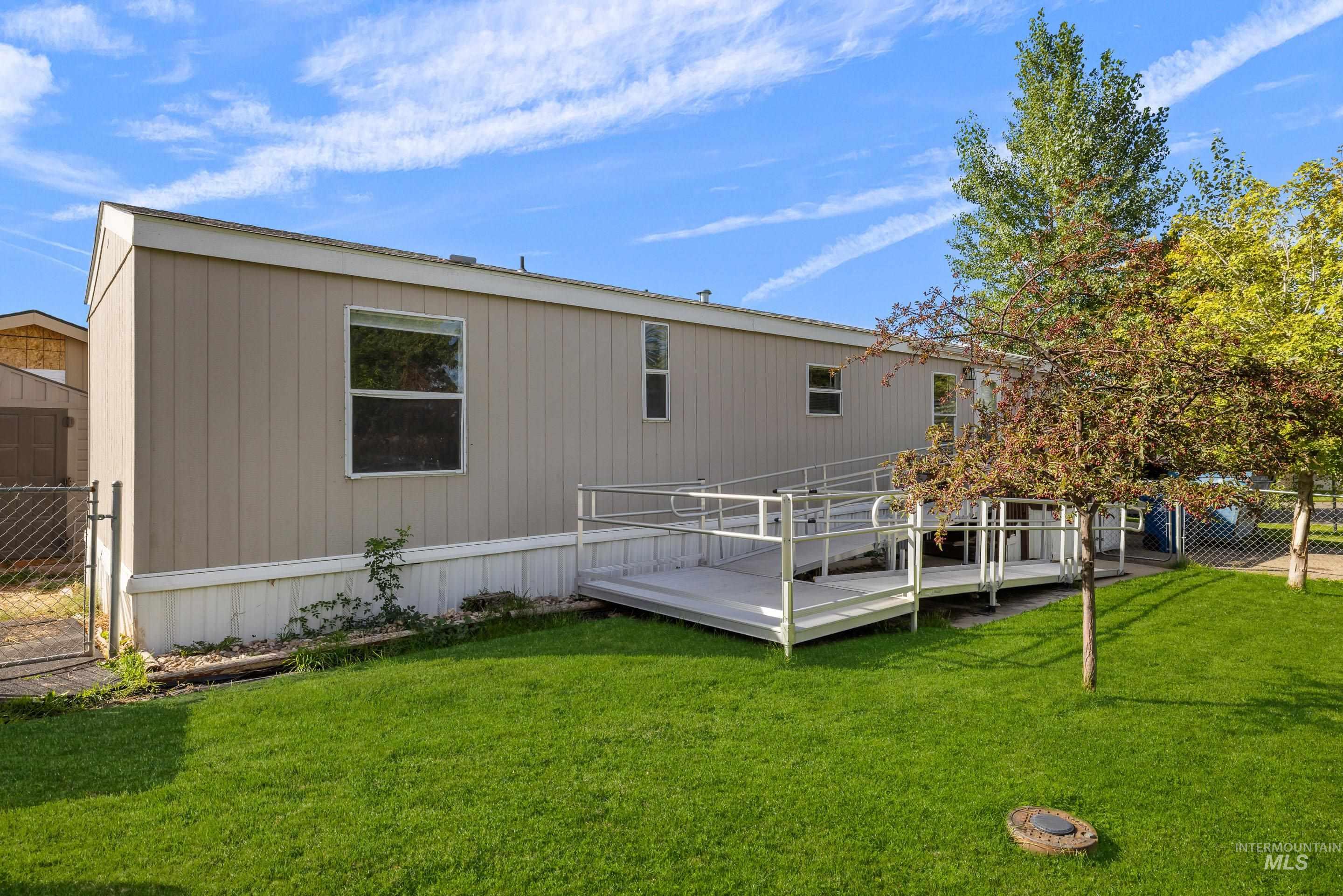 4117 Bear Valley Dr Property Photo