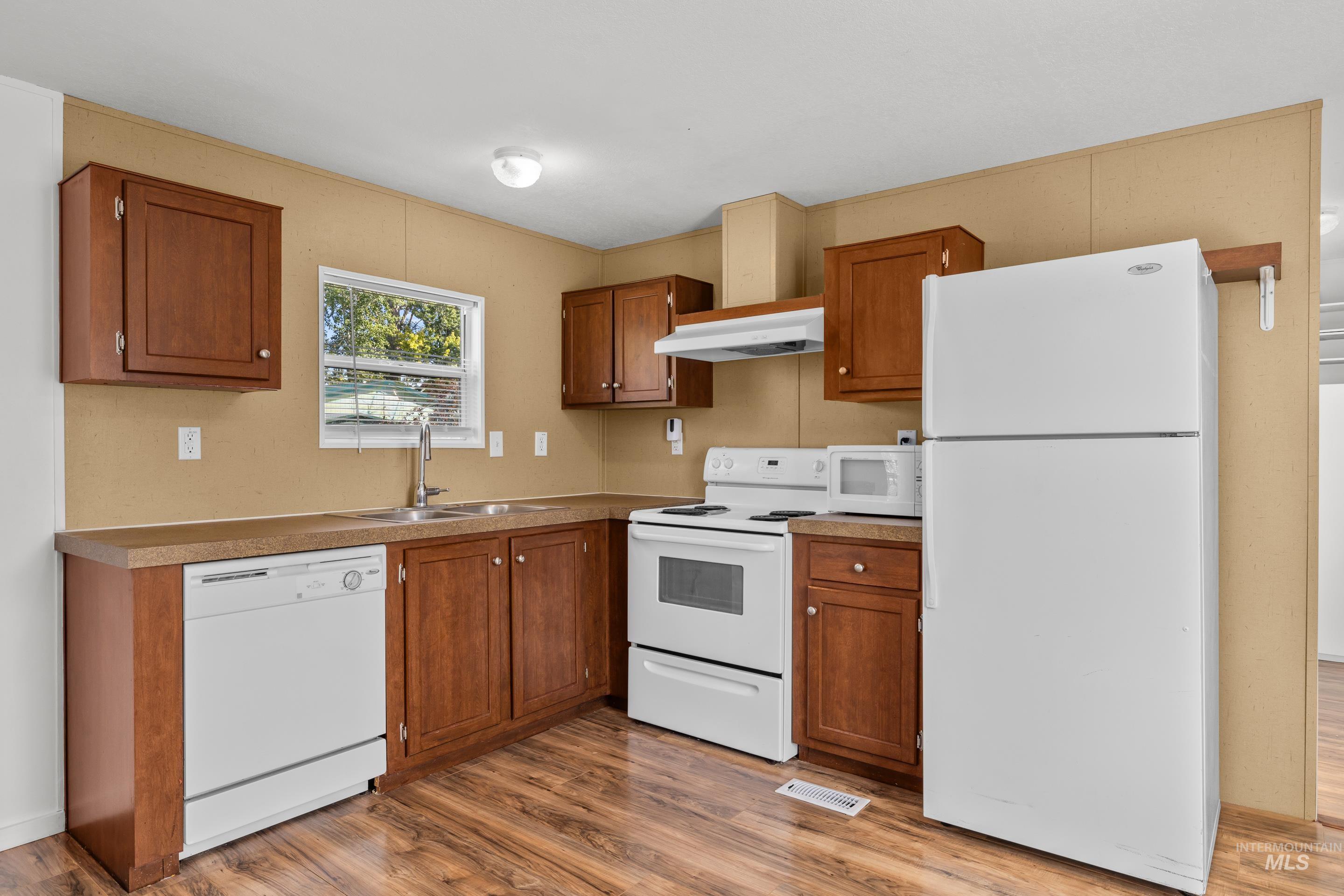 4117 Bear Valley Dr Property Photo 11