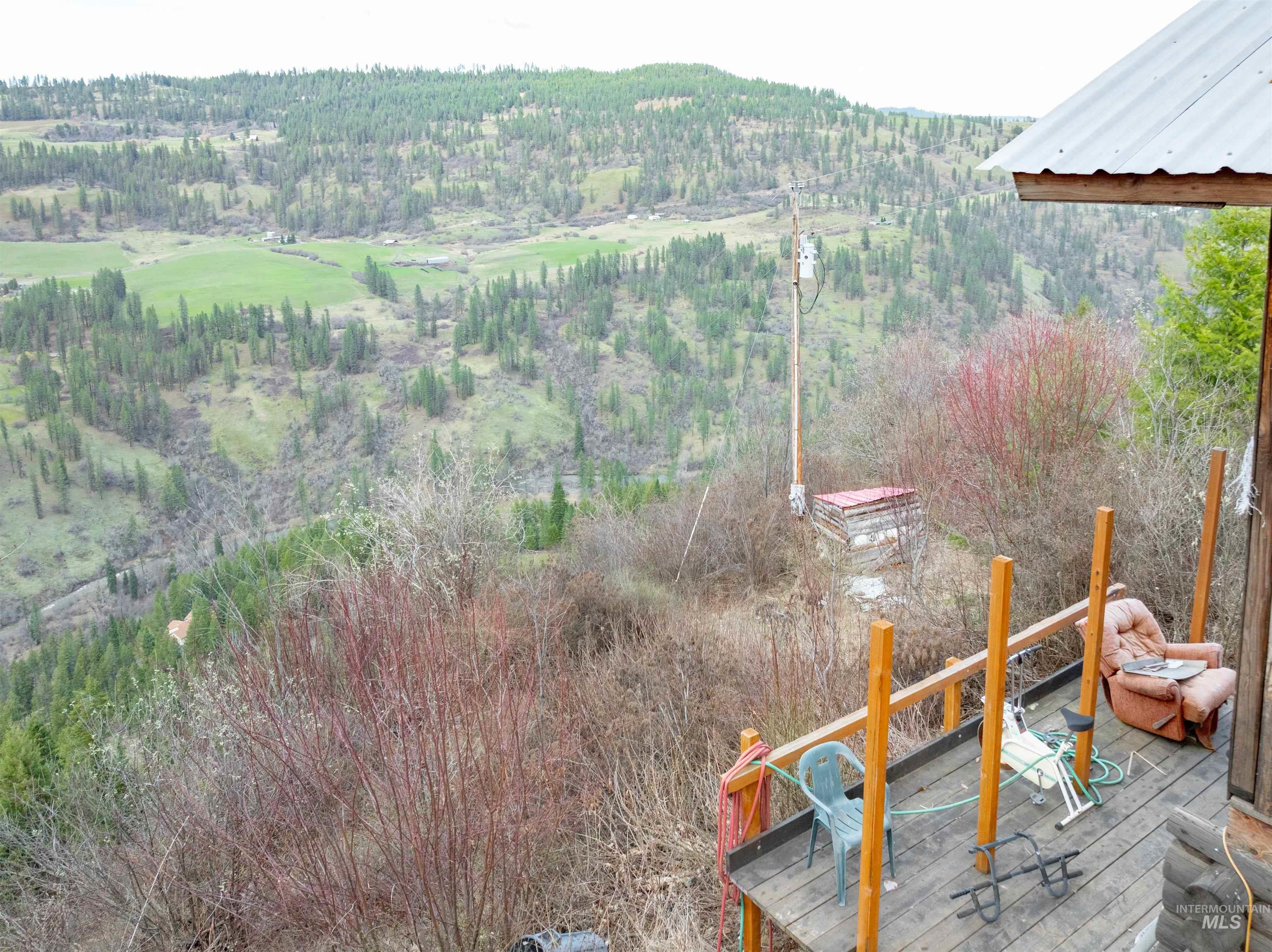 751 Wilderness Dr Property Photo 16