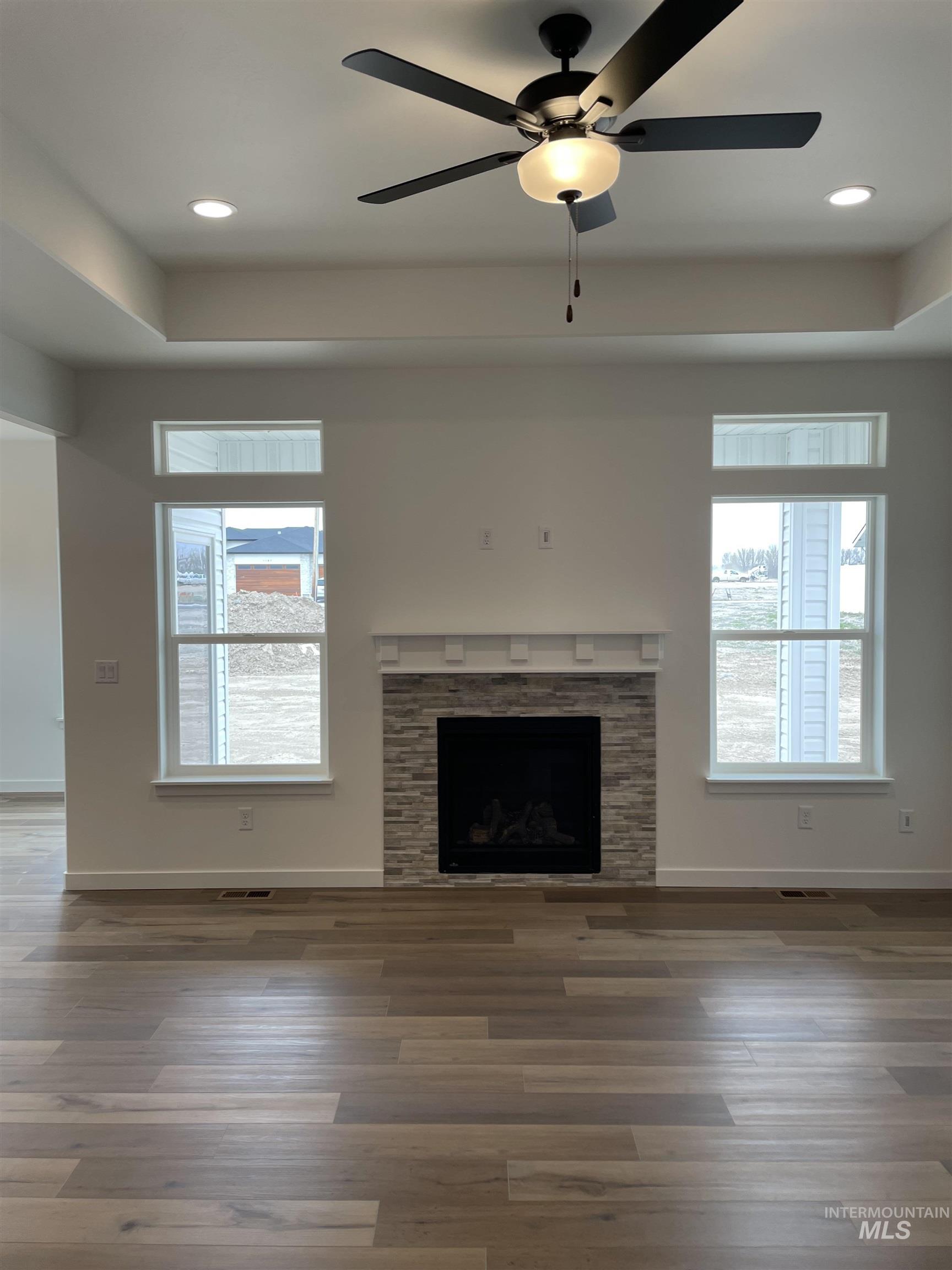 1207 Frank Henry Rd Property Photo 4