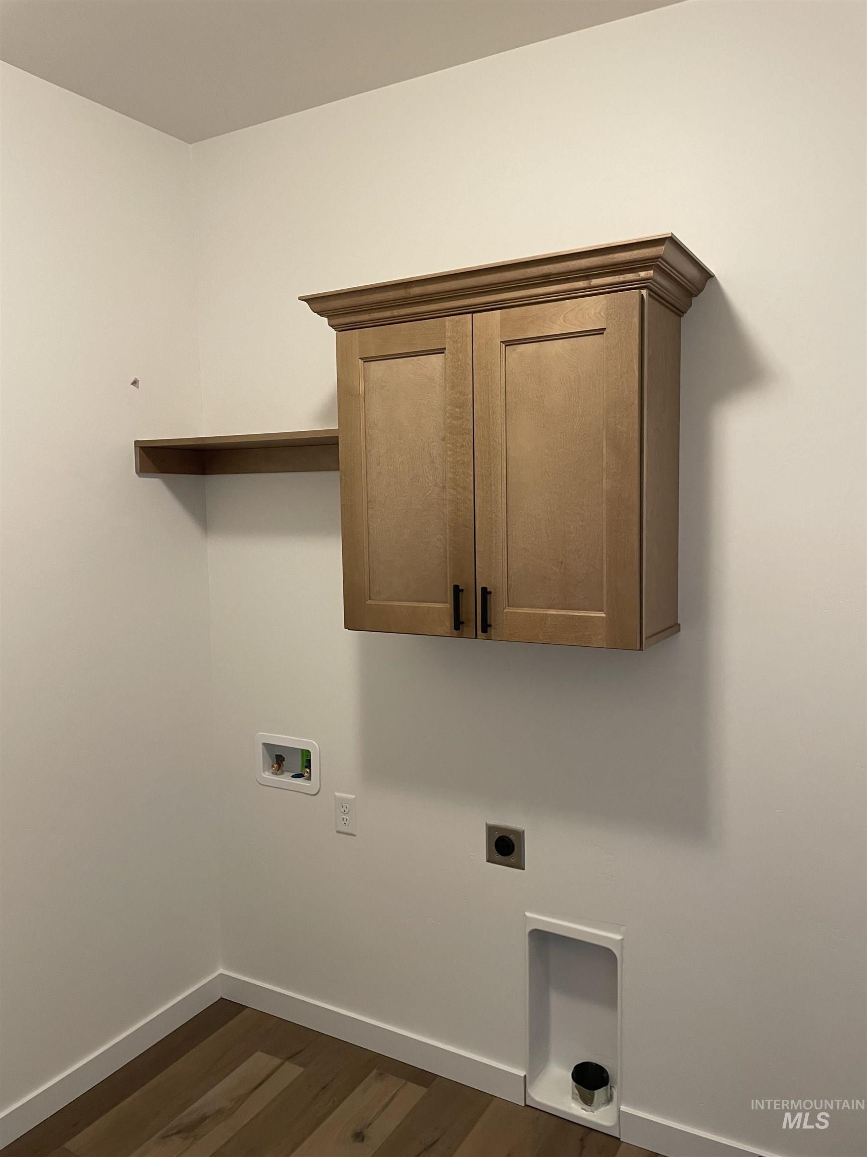 1207 Frank Henry Rd Property Photo 7