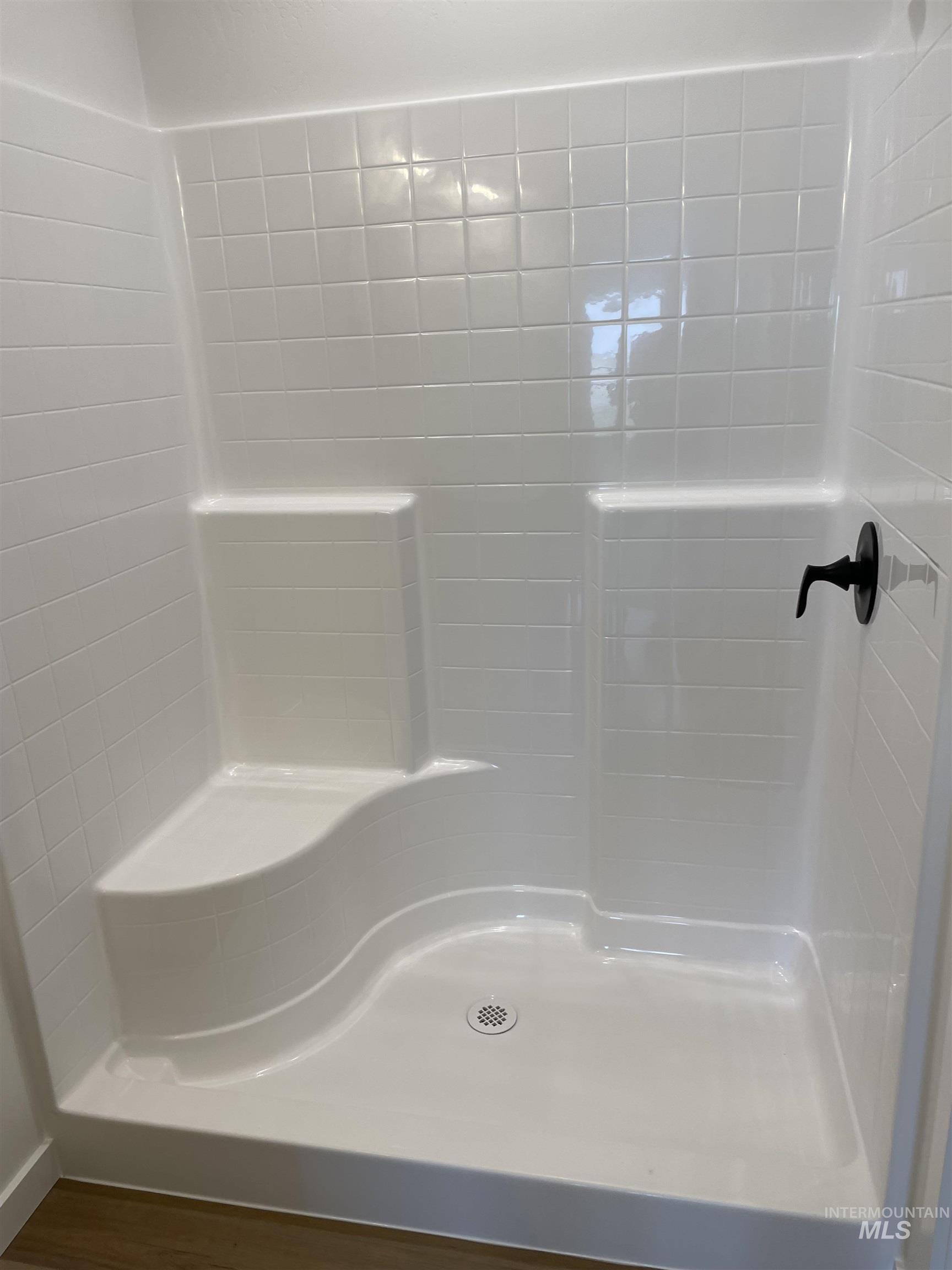 1207 Frank Henry Rd Property Photo 14