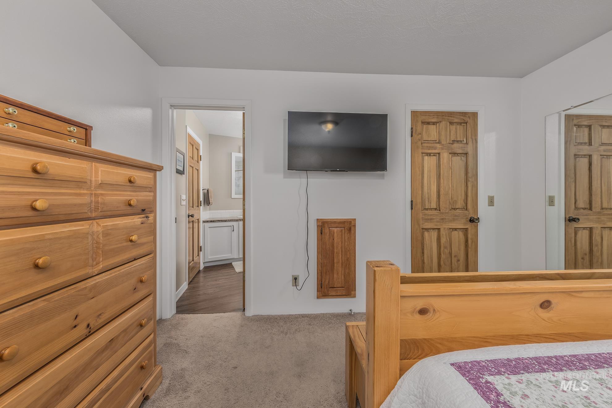 2065 3rd Avenue N Property Photo 12