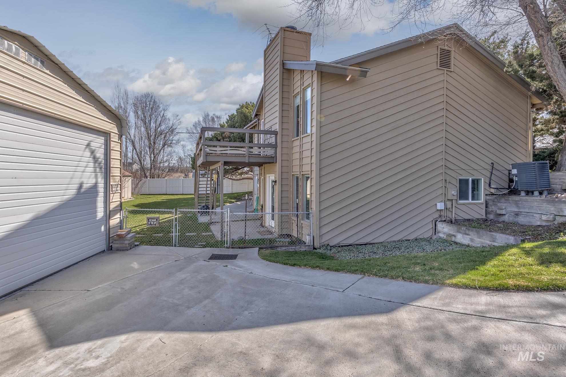 2065 3rd Avenue N Property Photo 35
