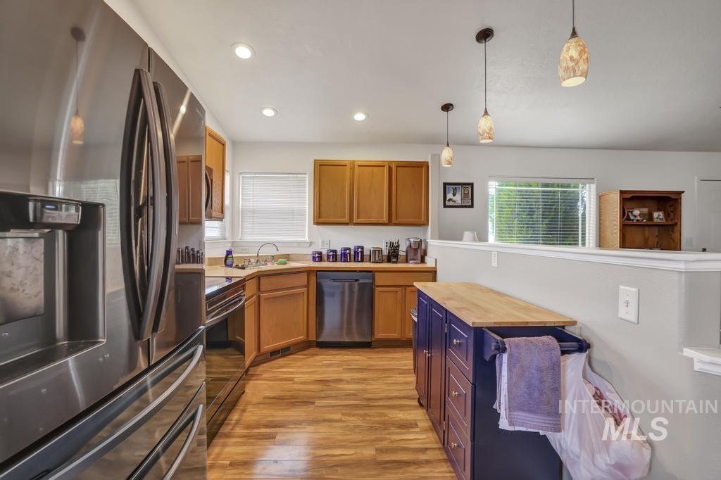 112 Southwood Ave W Property Photo 9