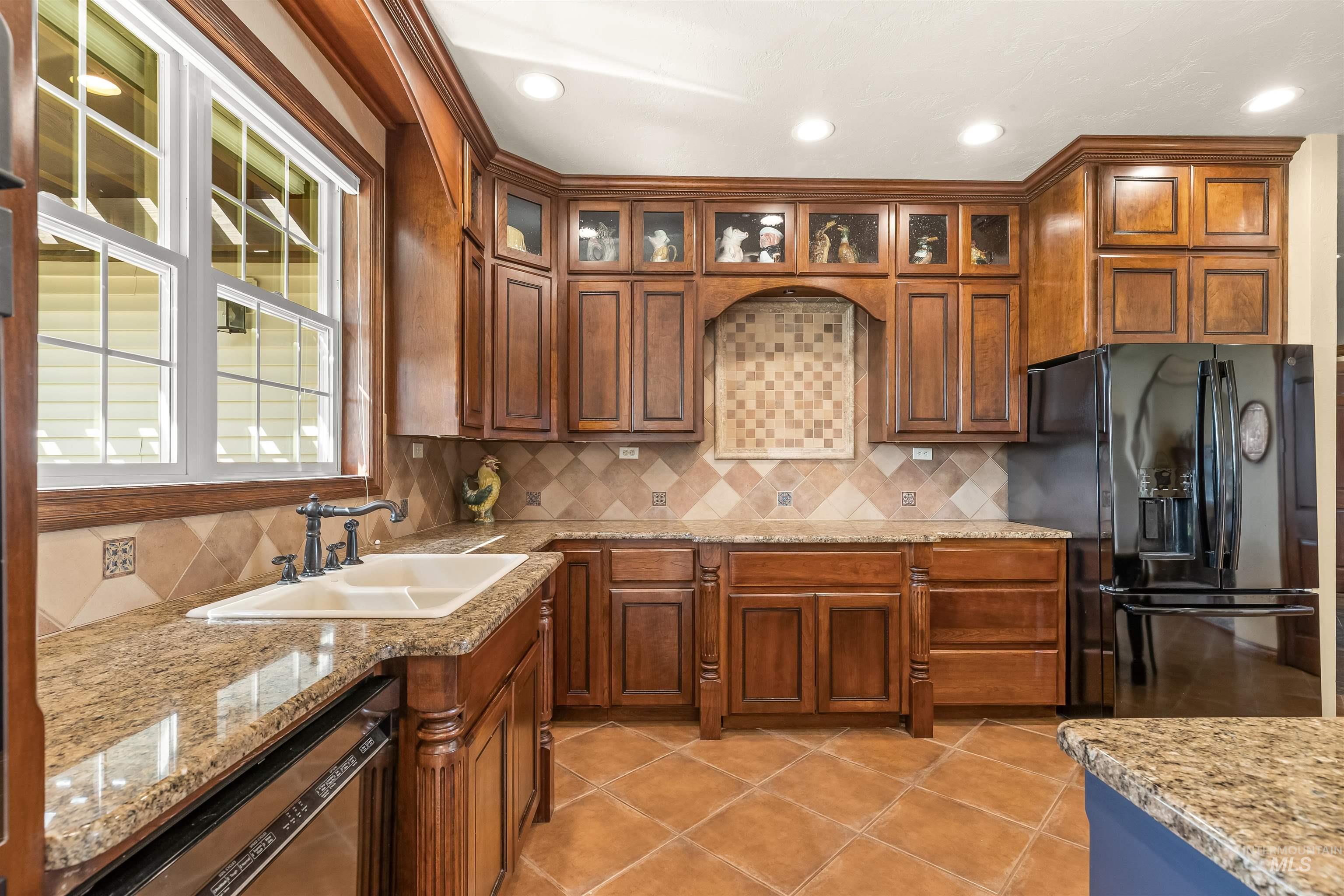 186 Ridgeview Drive Property Photo 13