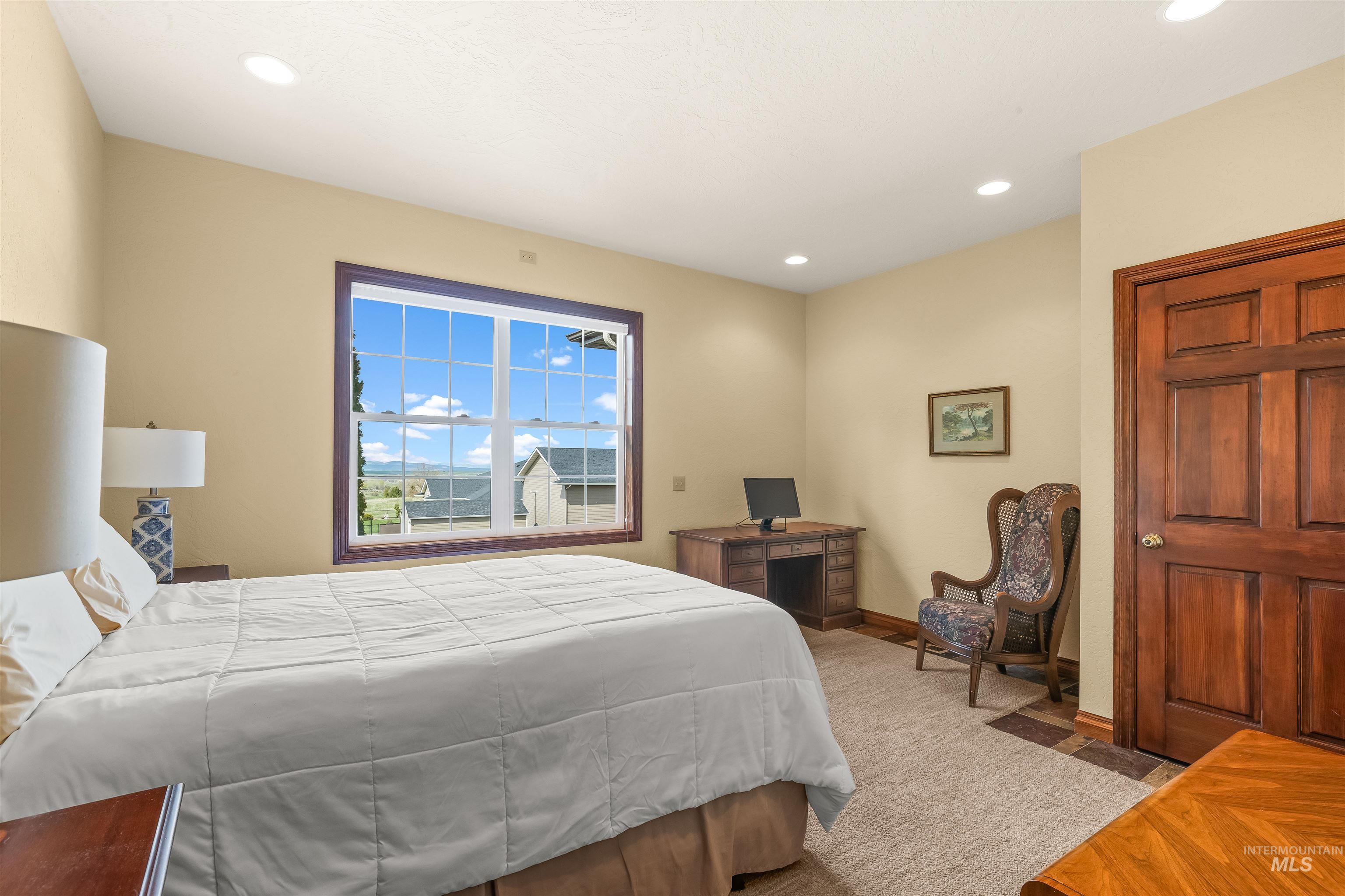 186 Ridgeview Drive Property Photo 36