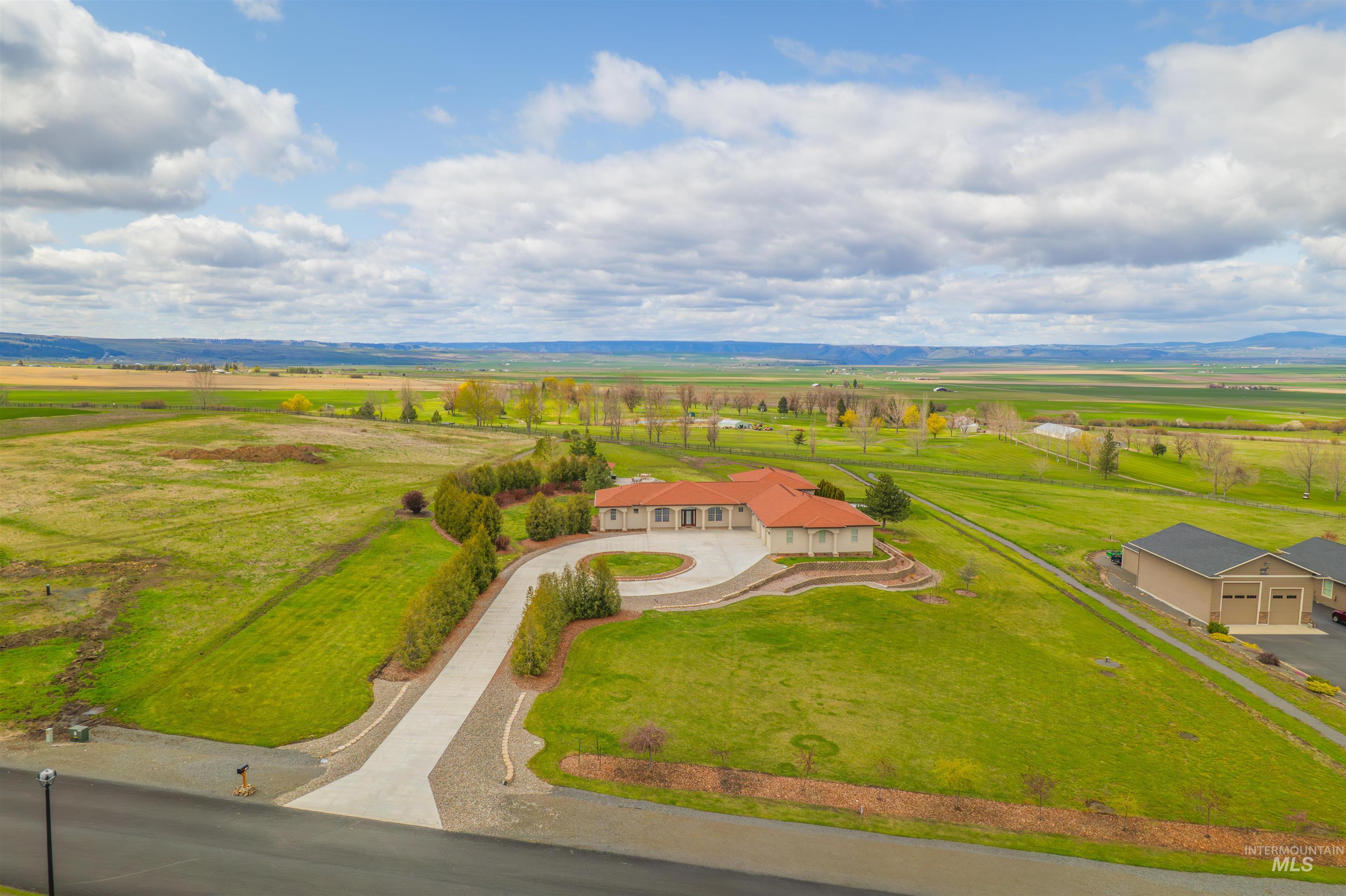 186 Ridgeview Drive Property Photo 49