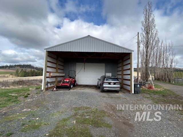 1647 Cedar Ridge Road Property Photo 6