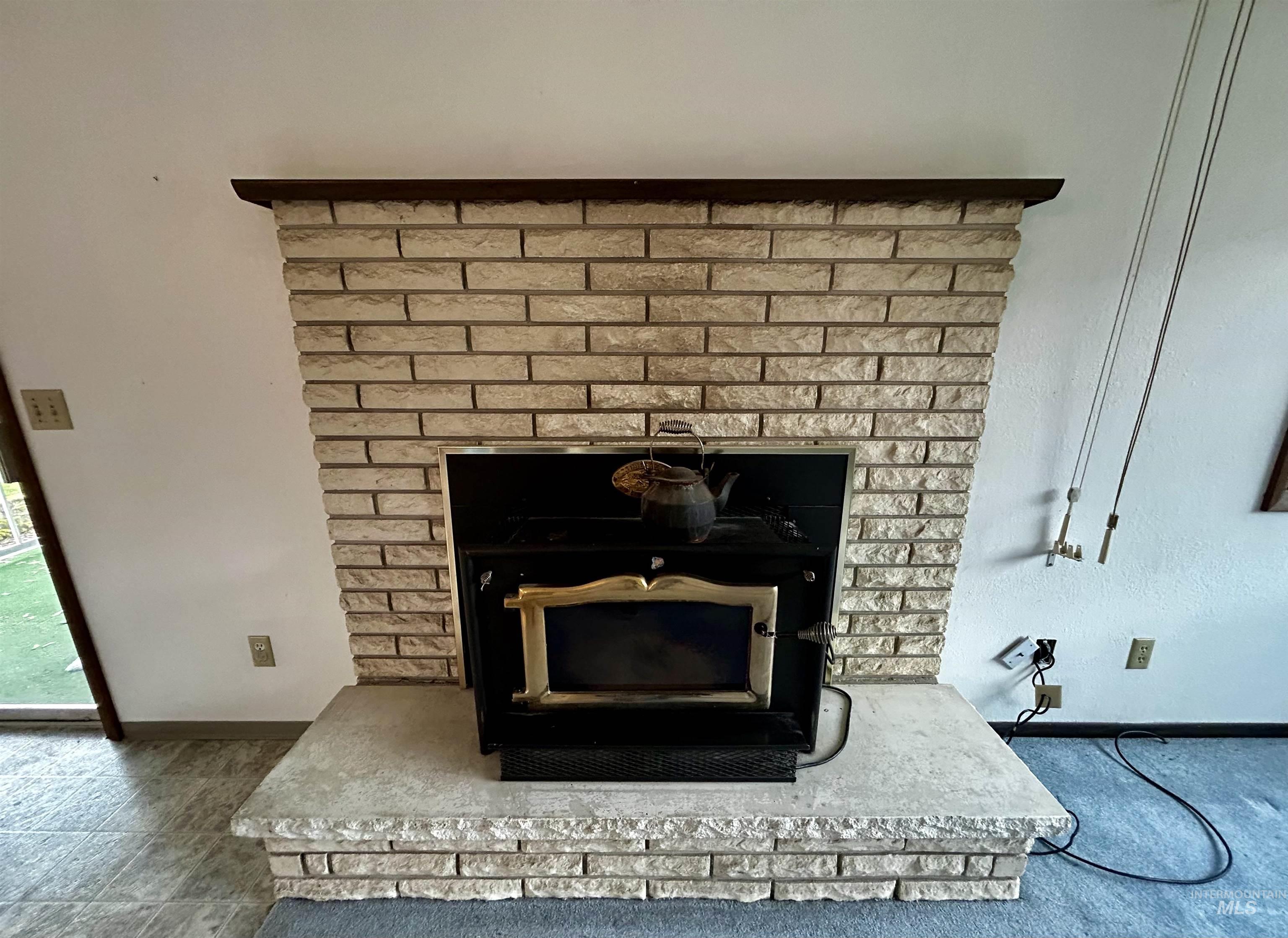 12686 Laqa Ave Property Photo 17