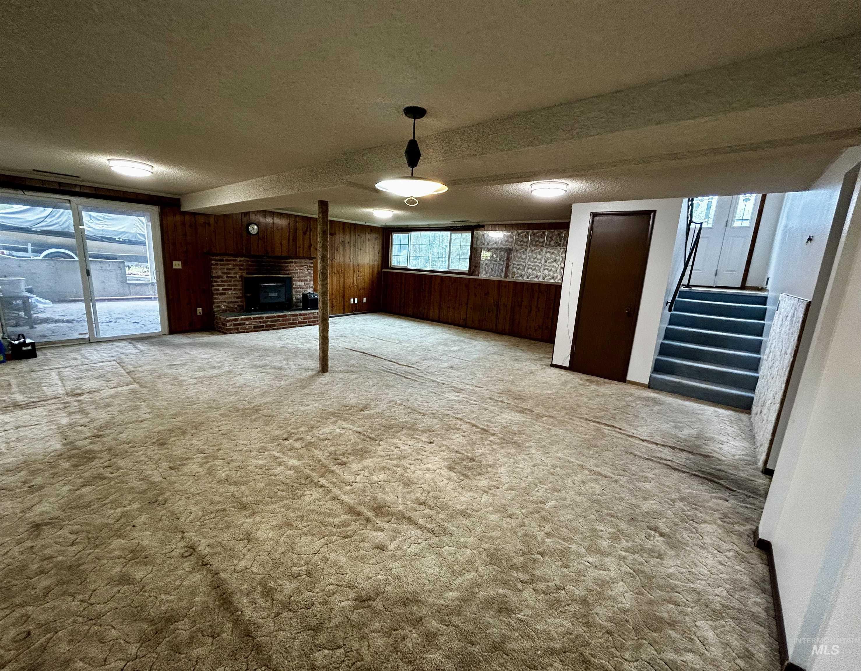 12686 Laqa Ave Property Photo 30