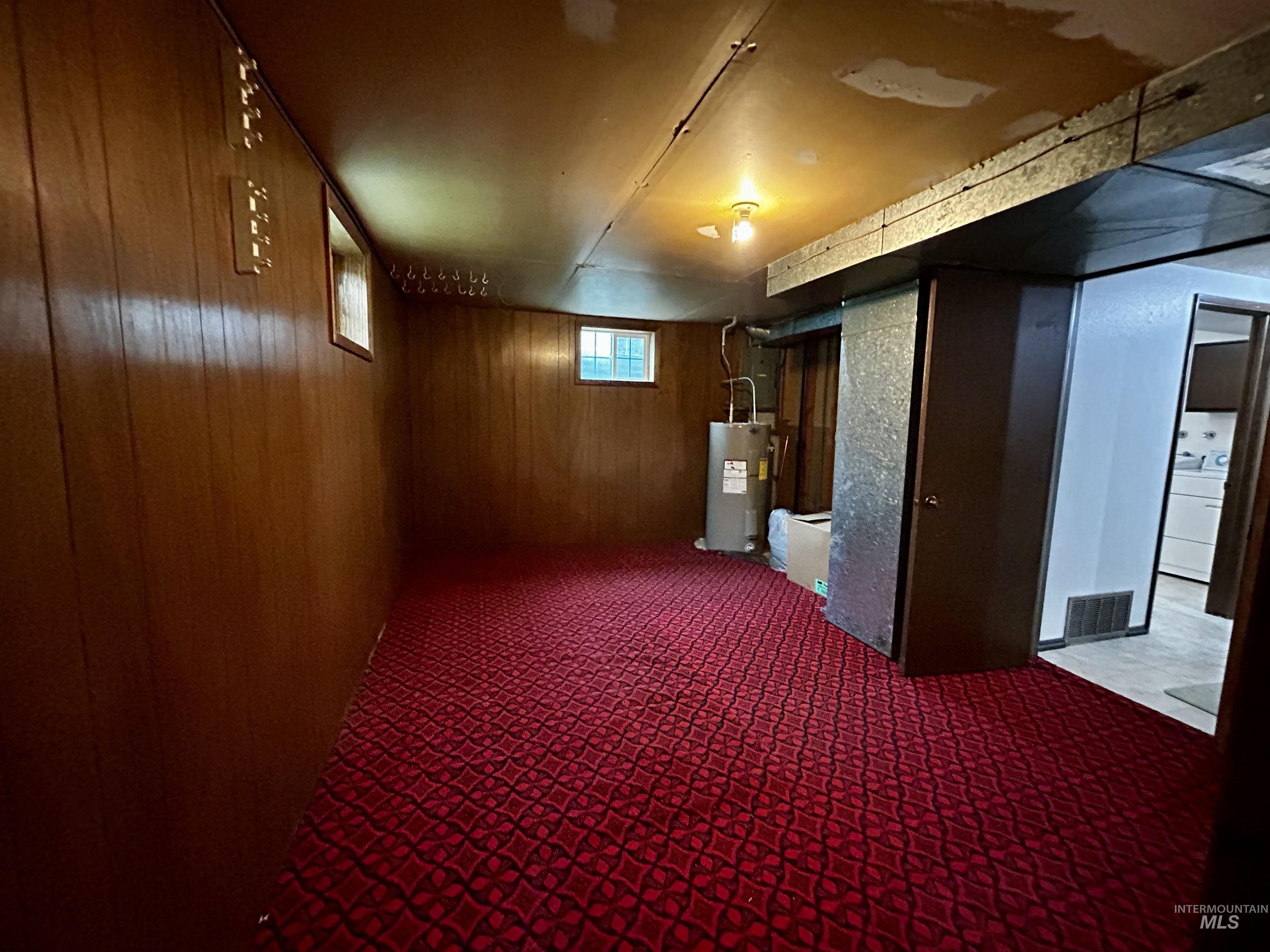 12686 Laqa Ave Property Photo 39