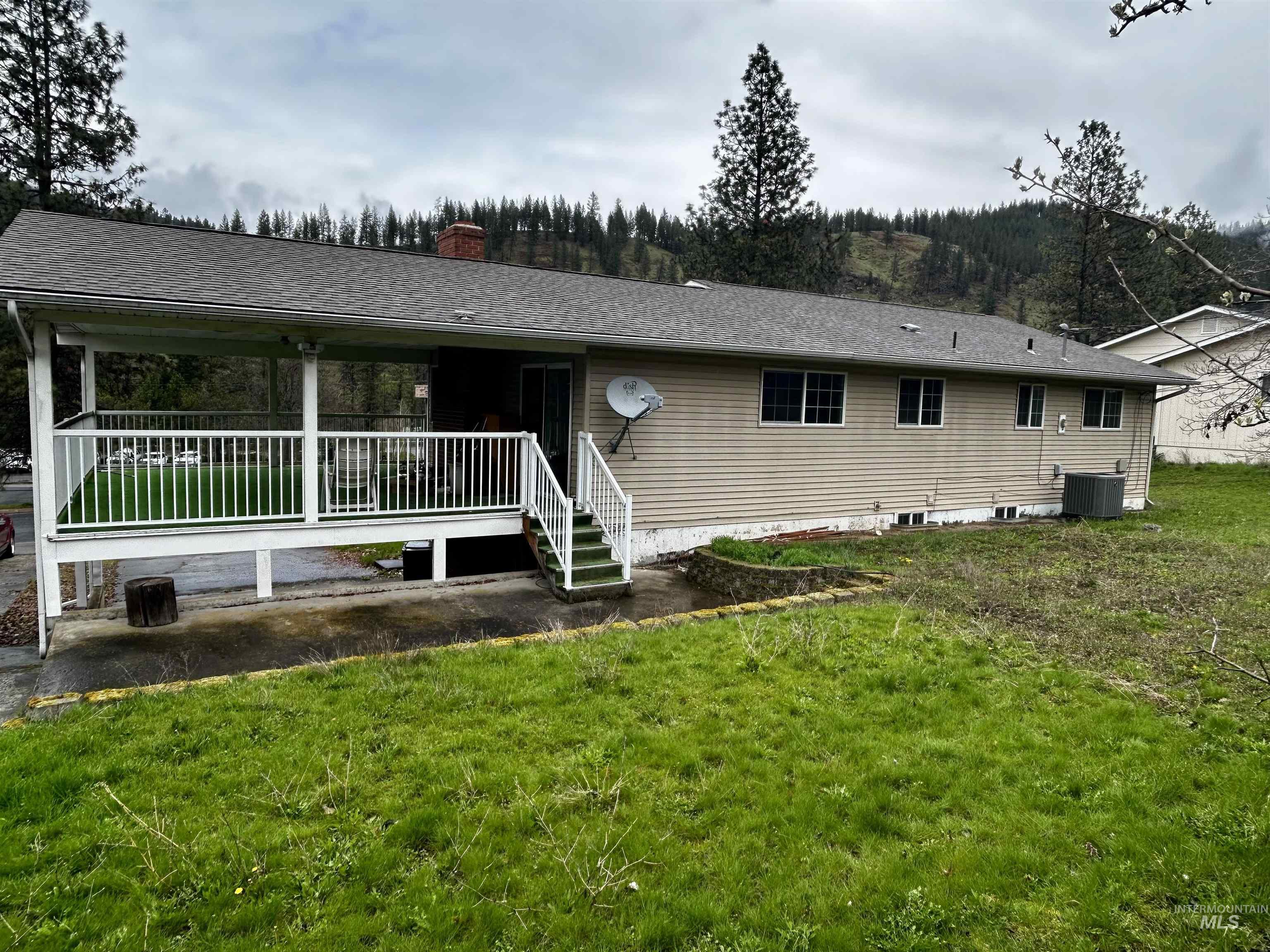 12686 Laqa Ave Property Photo 42