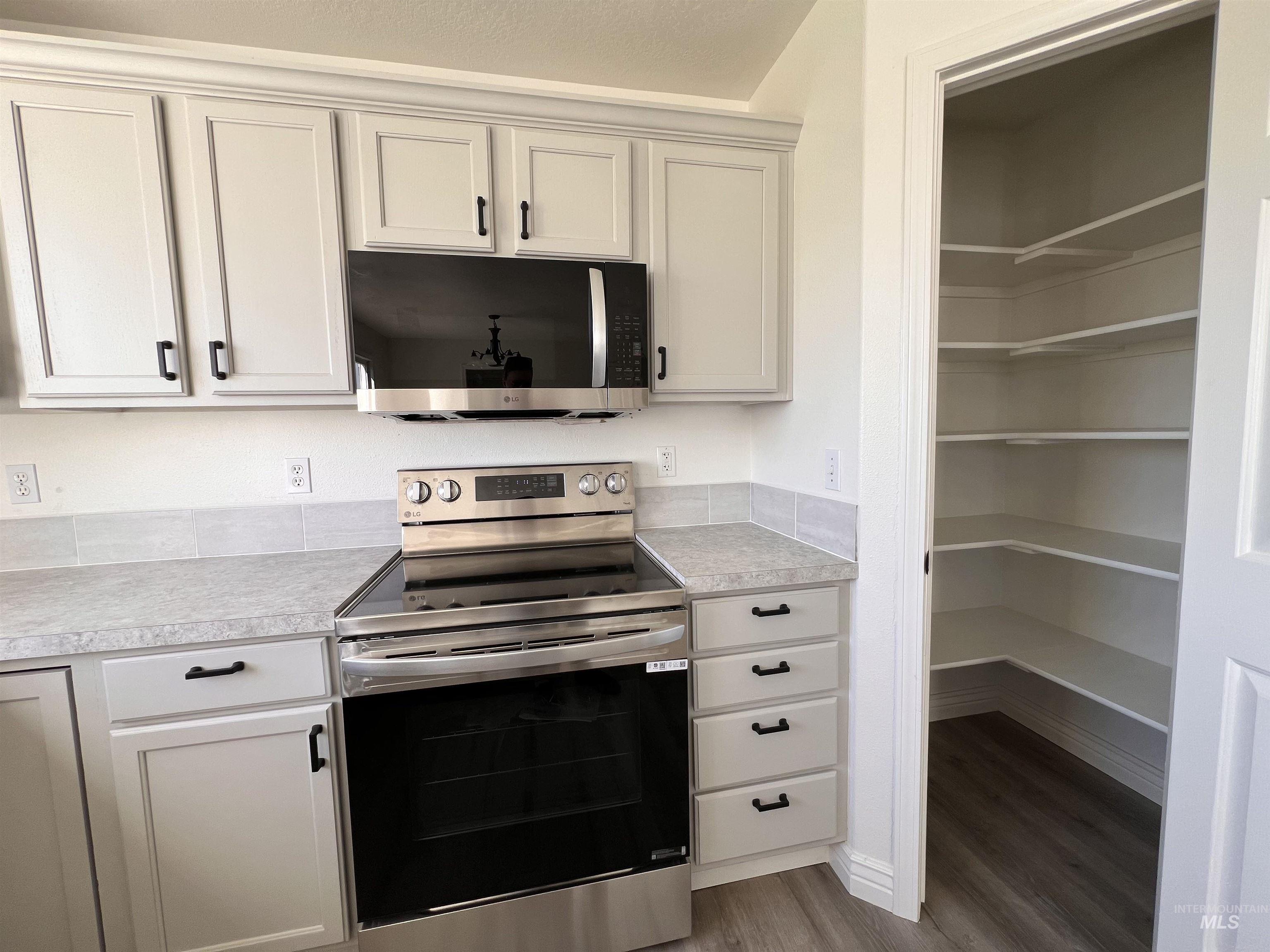 35 S Tamarack Way Property Photo 12