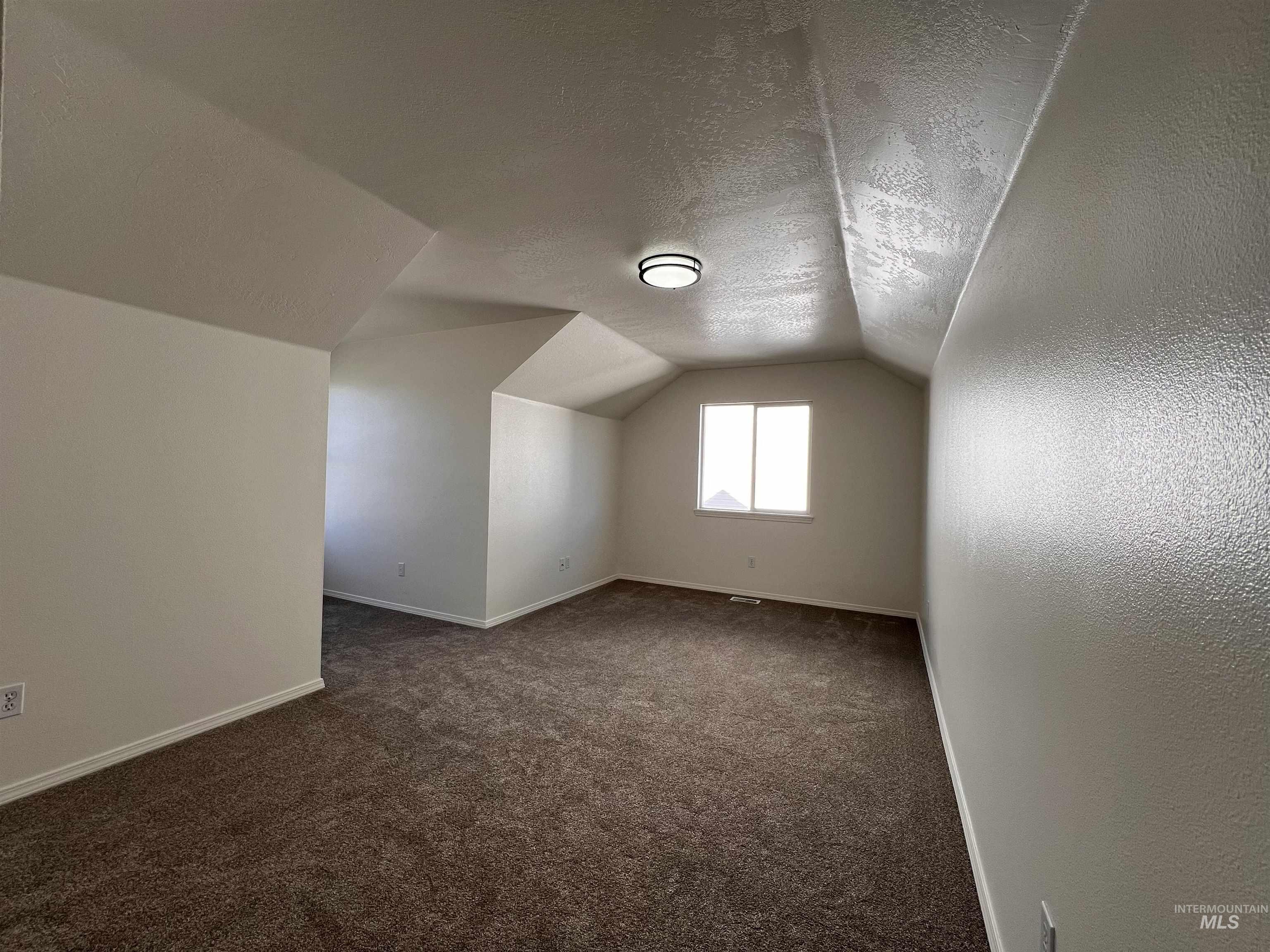 35 S Tamarack Way Property Photo 16