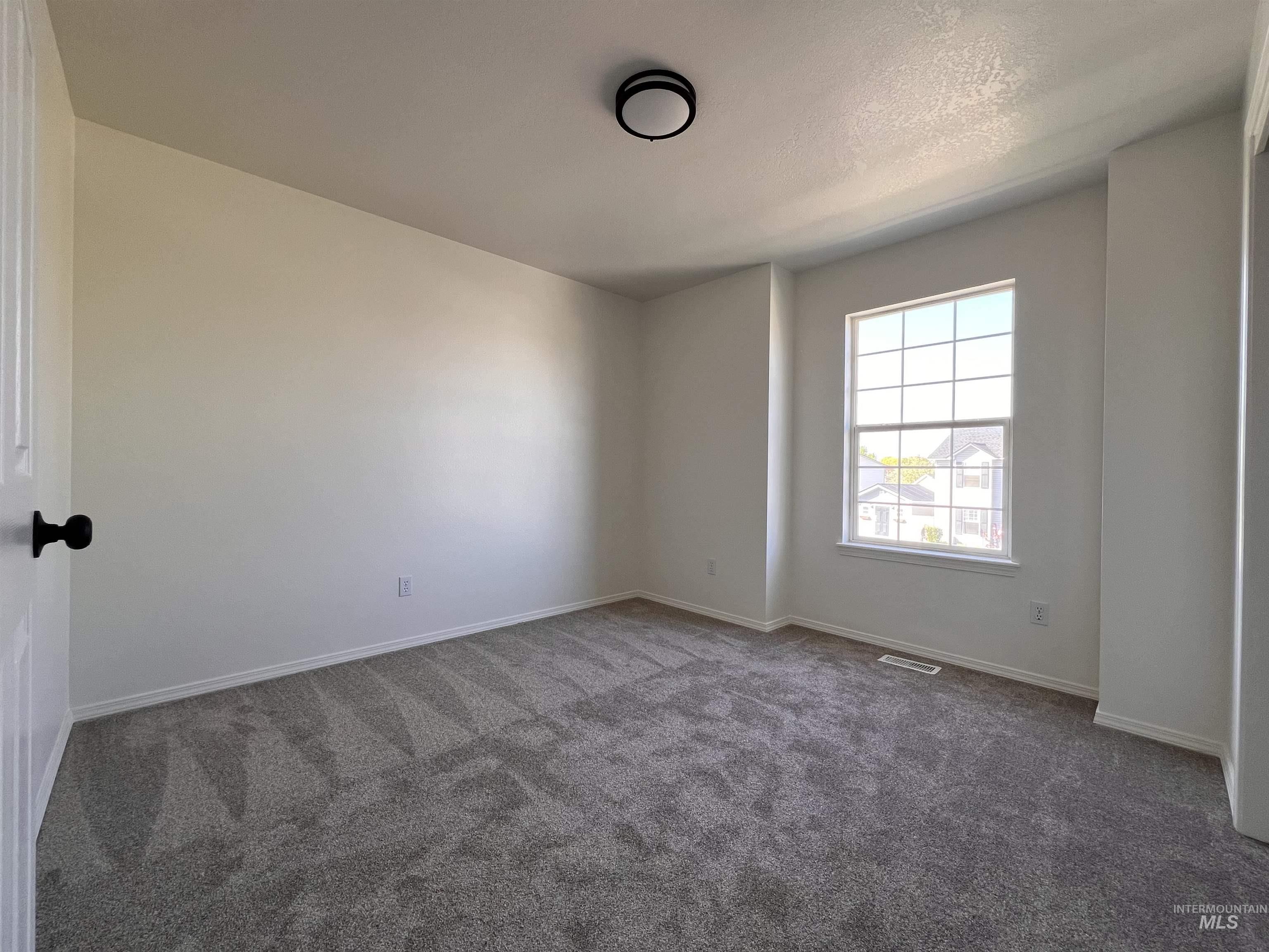35 S Tamarack Way Property Photo 22