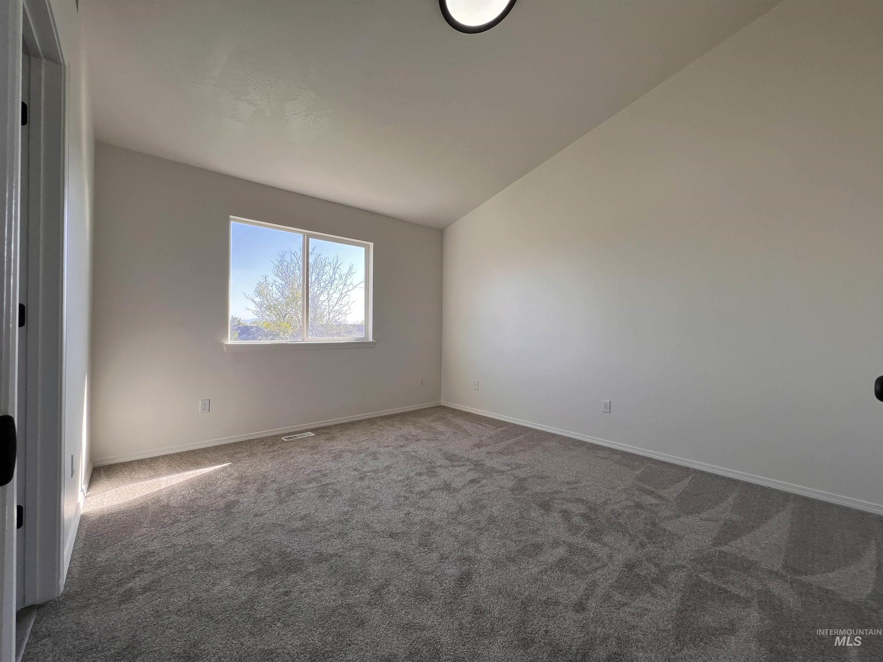 35 S Tamarack Way Property Photo 24