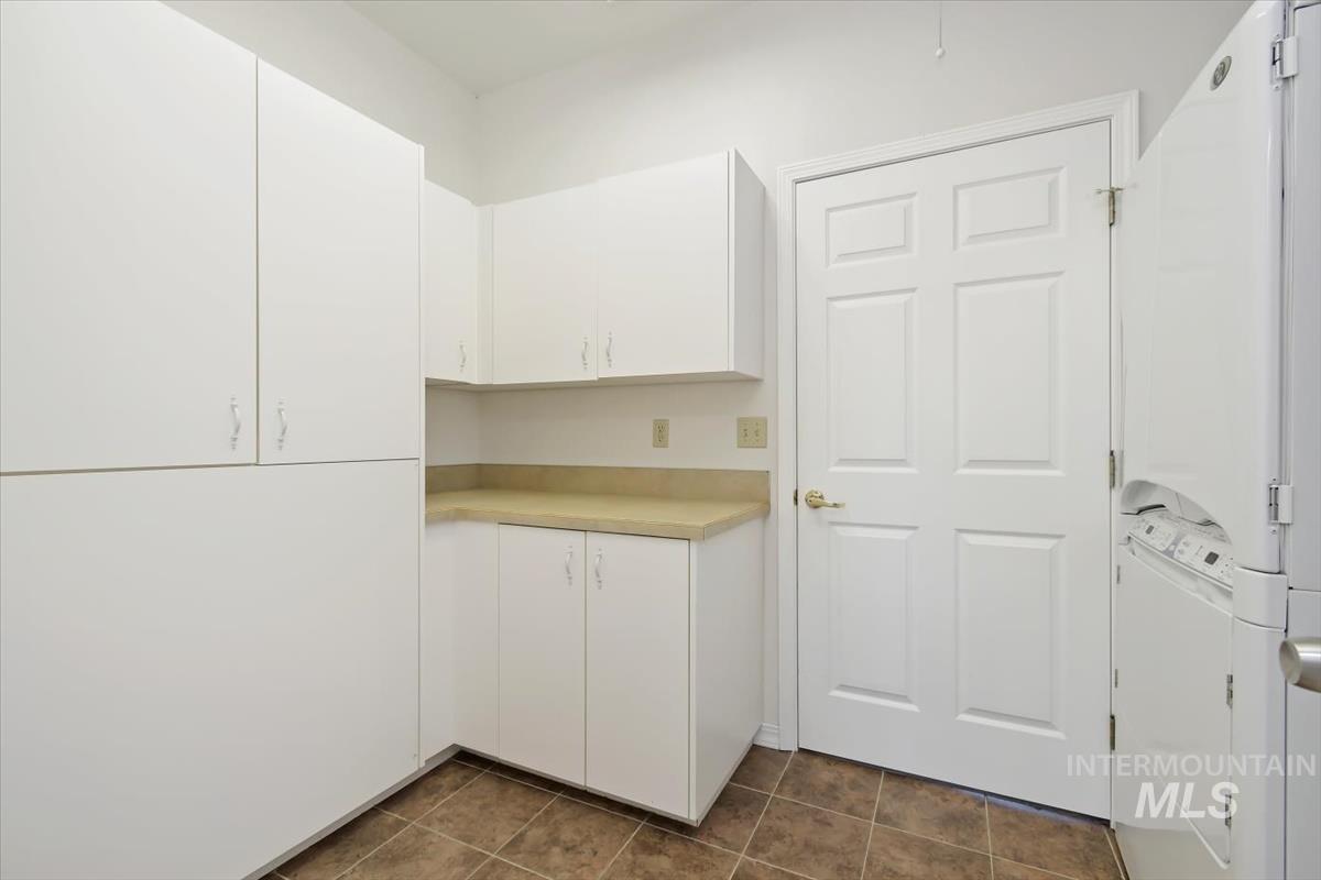 6051 N Echo Summit Lane Property Photo 21