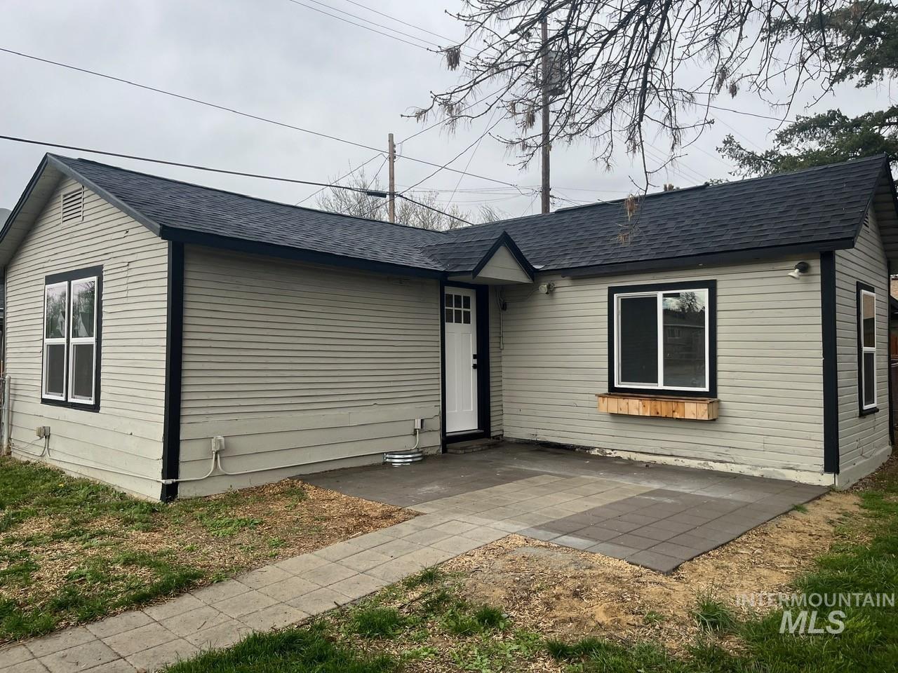 1816 7th St South Property Photo 1