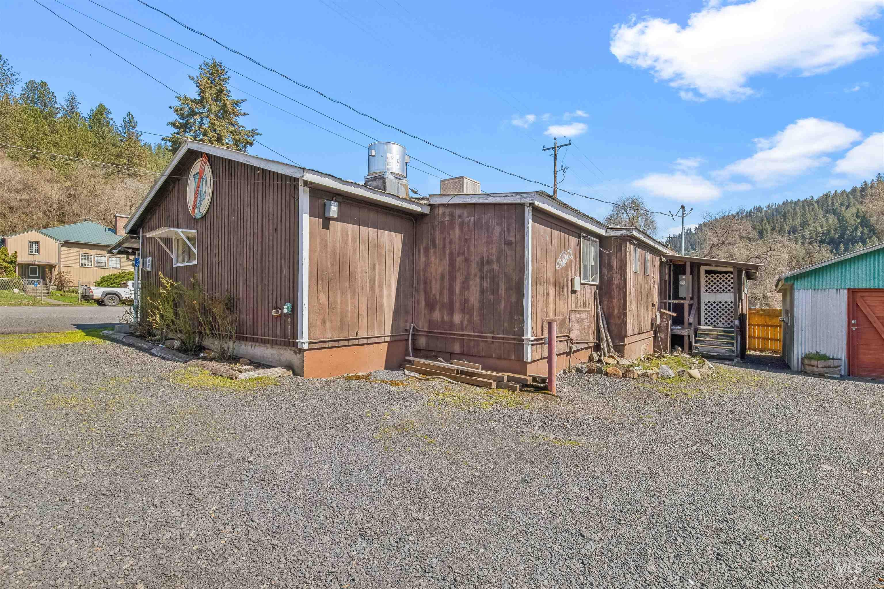 56 Northfork Drive Property Photo 24