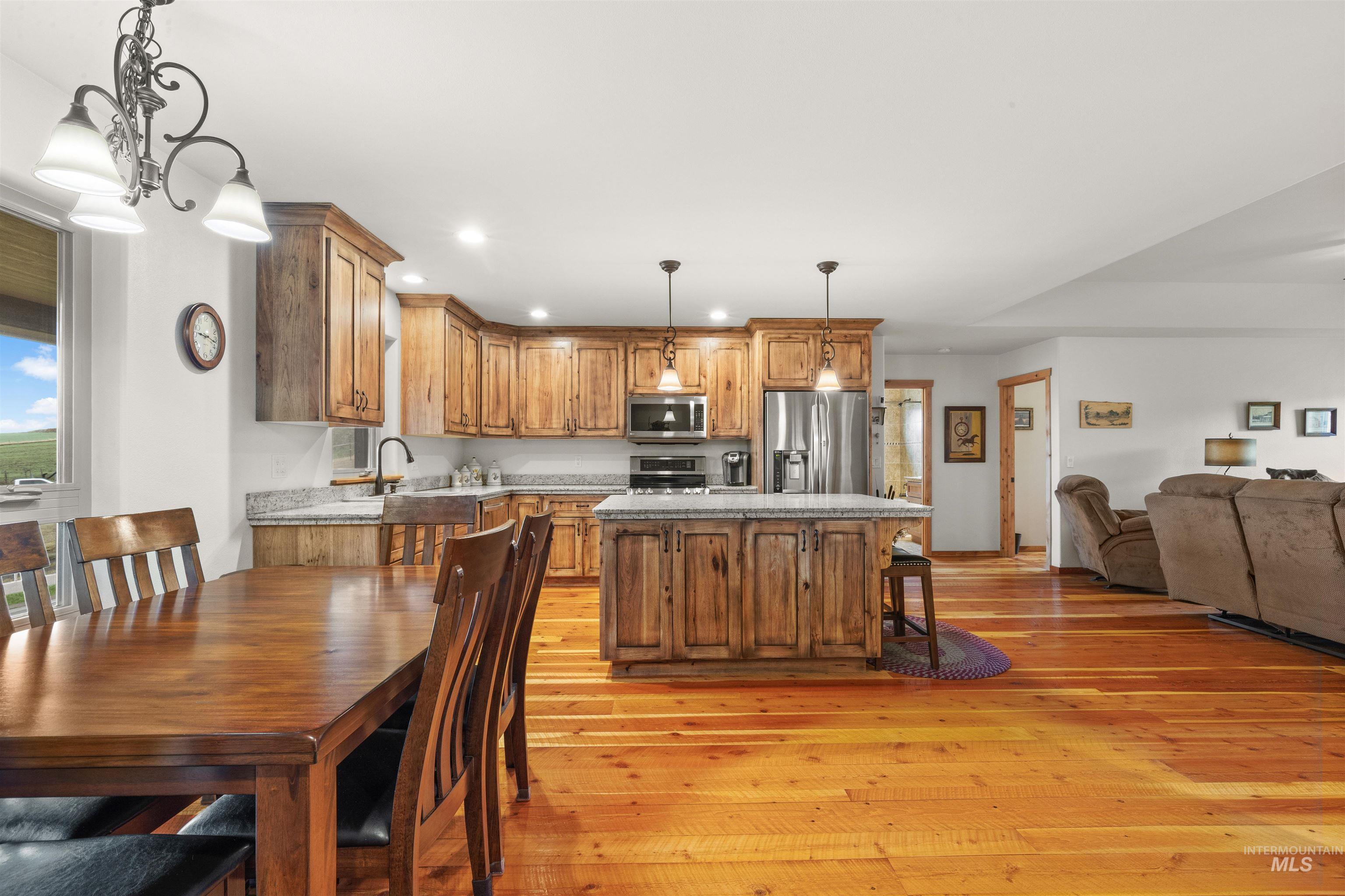 168 Winona Rd - 14ac Property Photo 8
