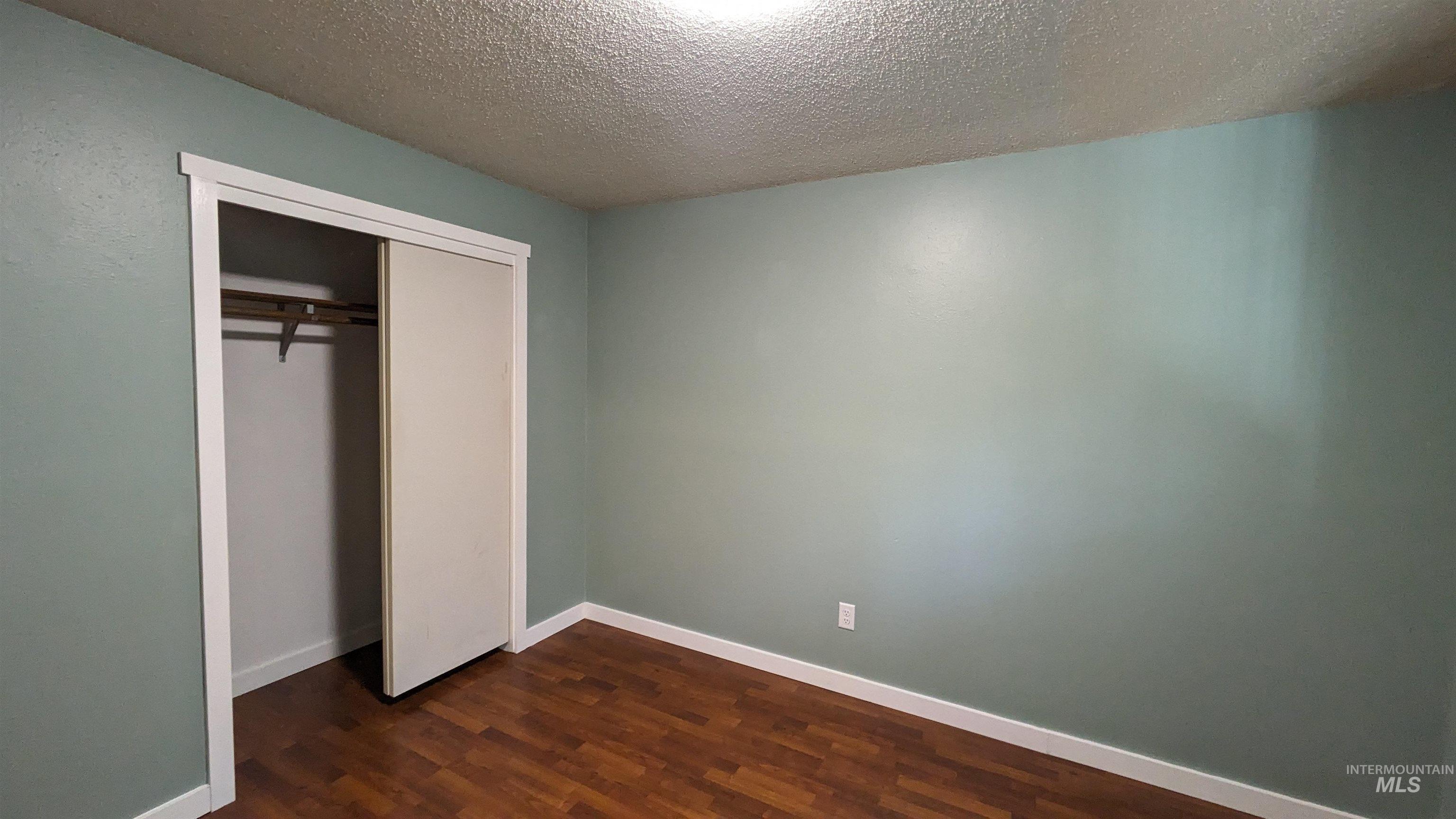 404/406 W C St Property Photo 18