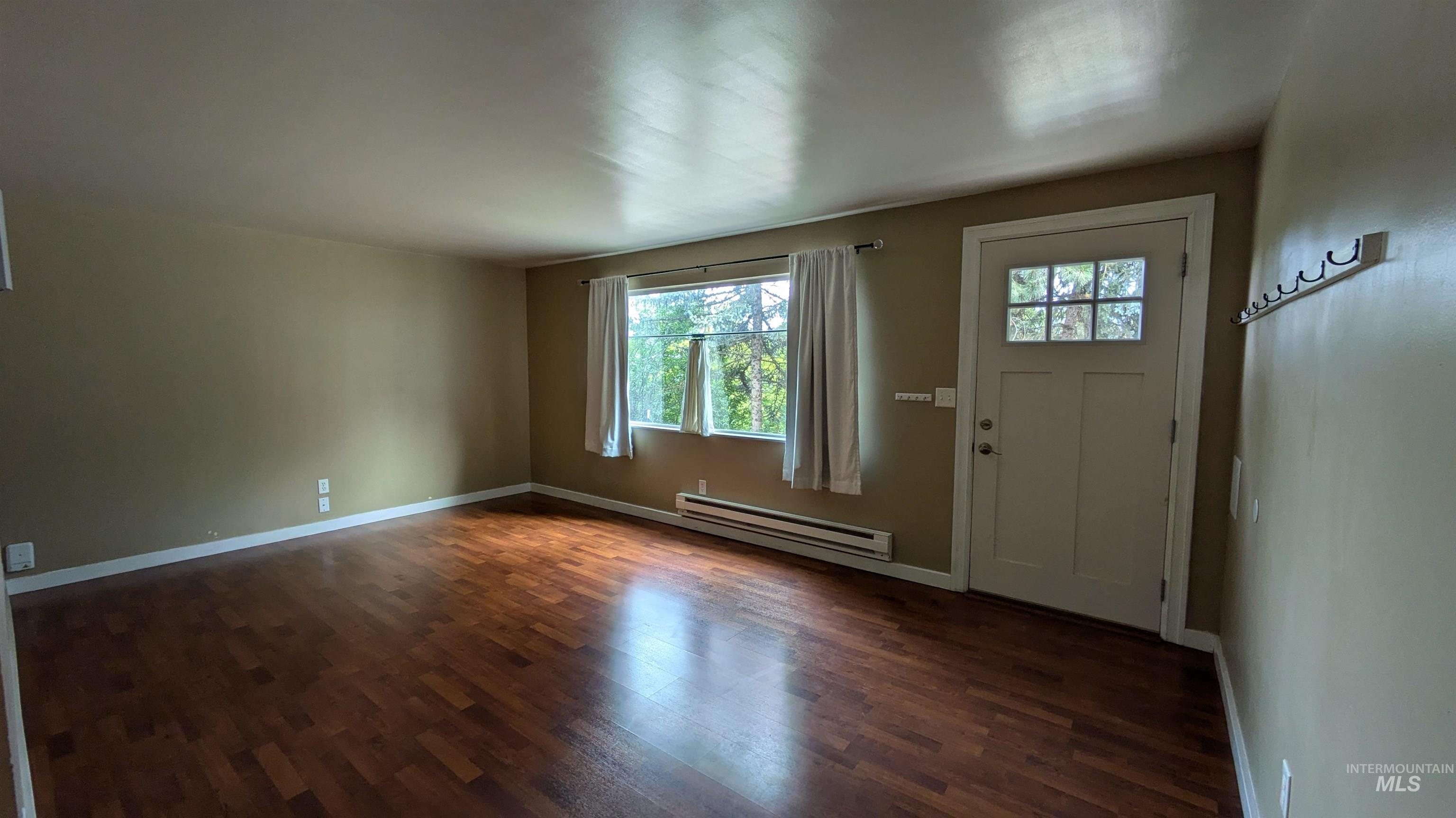 404/406 W C St Property Photo 21