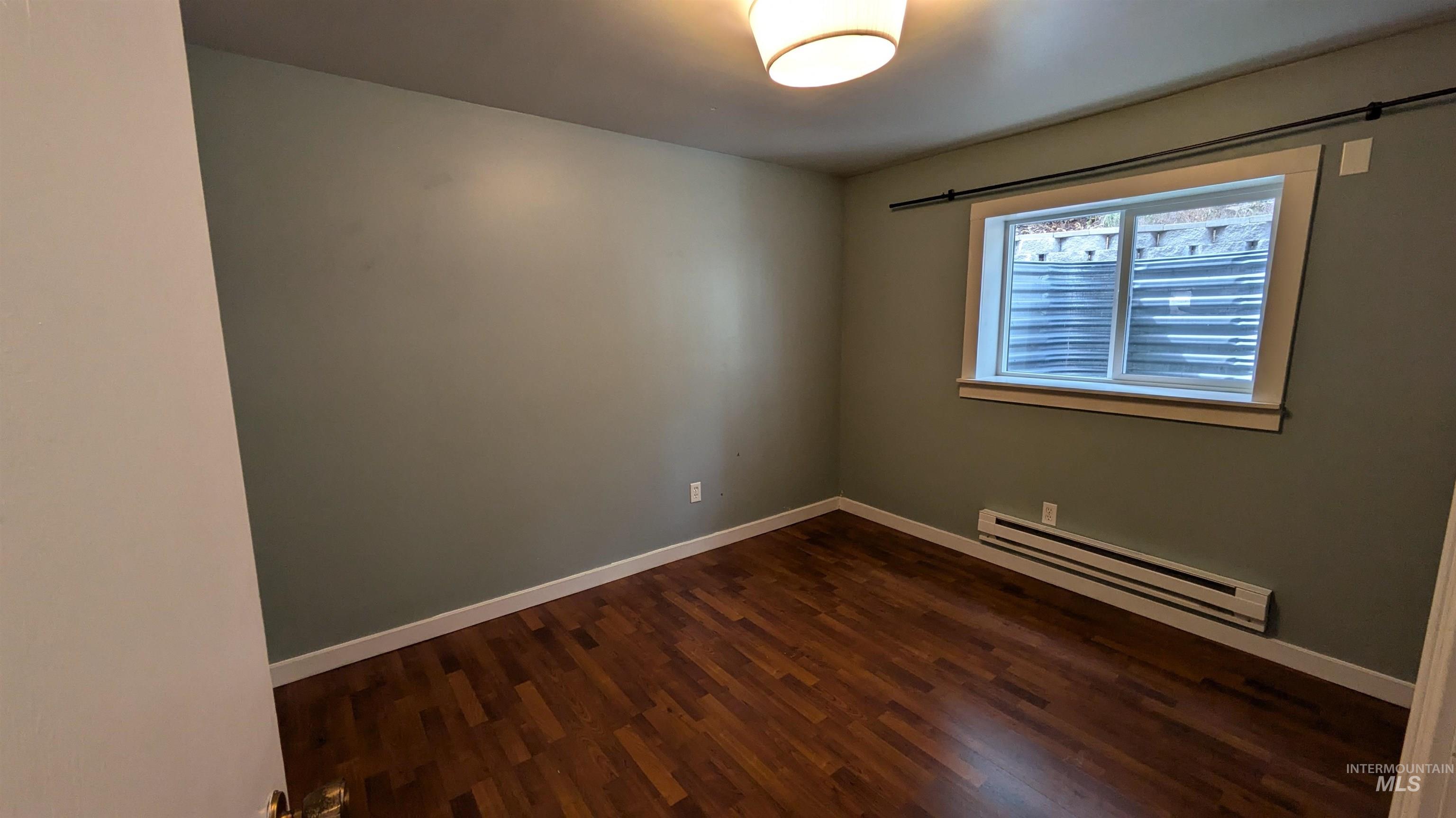 404/406 W C St Property Photo 28