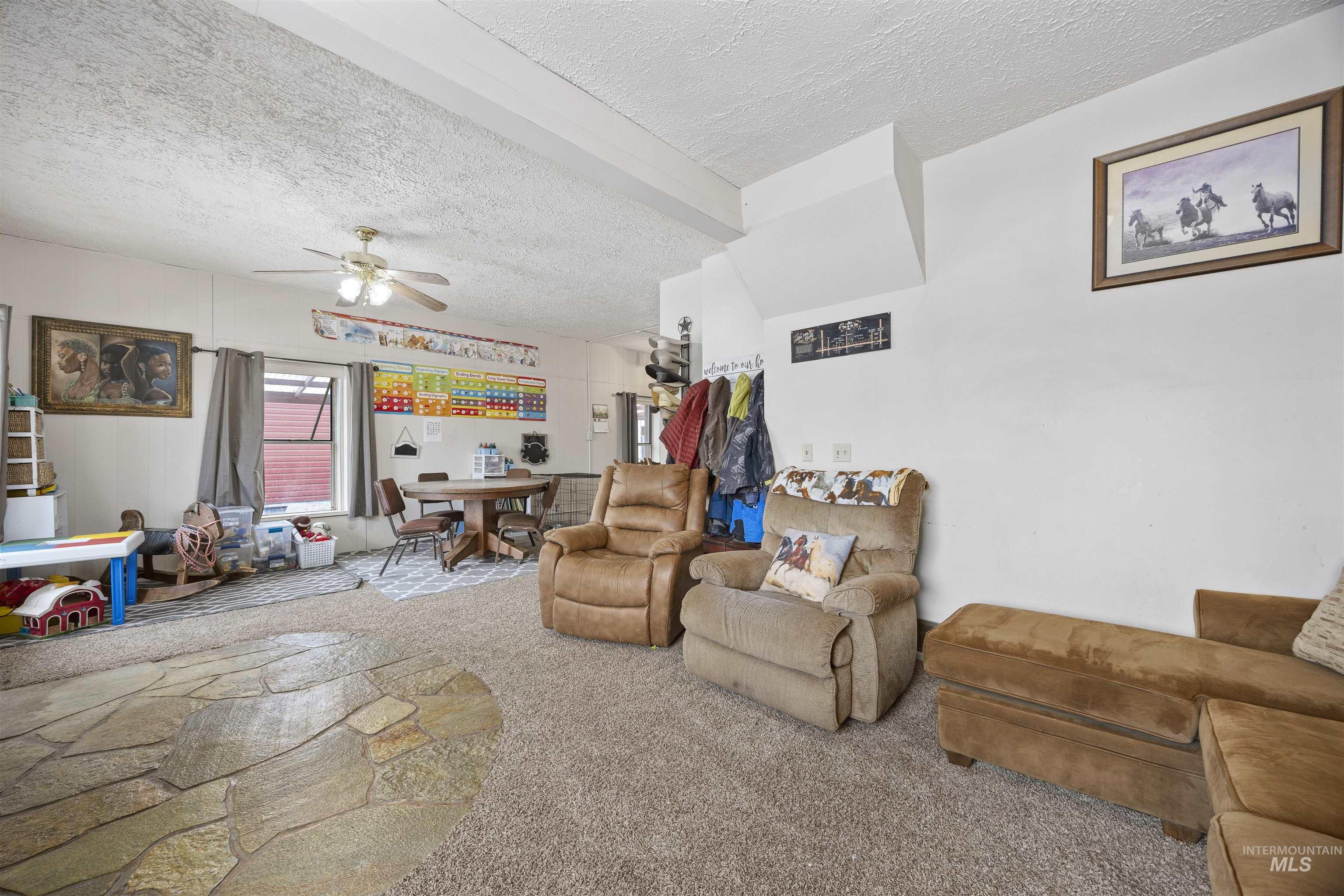 217 N 8th Avenue Property Photo 17