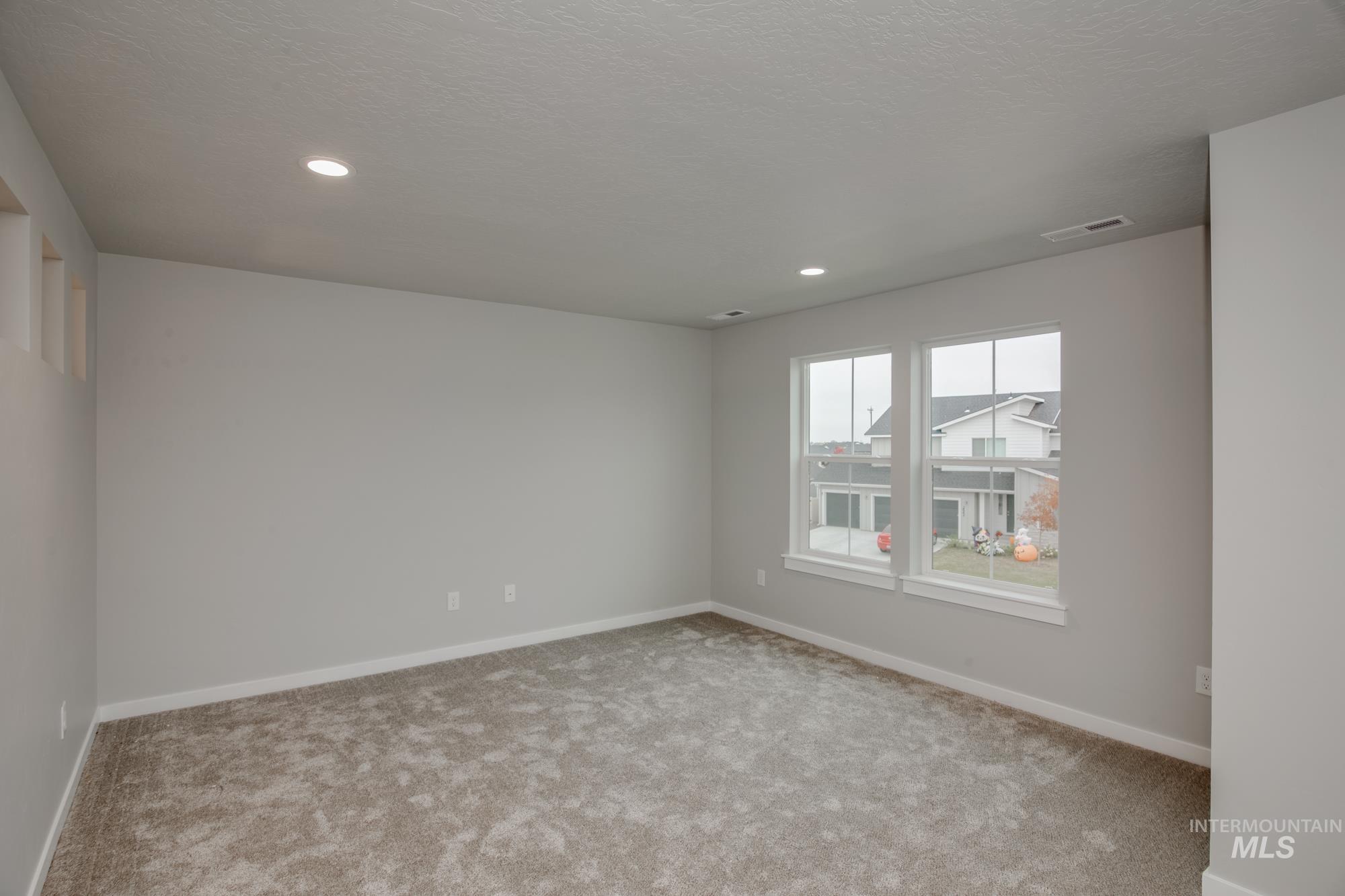 2667 E Night Rider Dr Property Photo 12