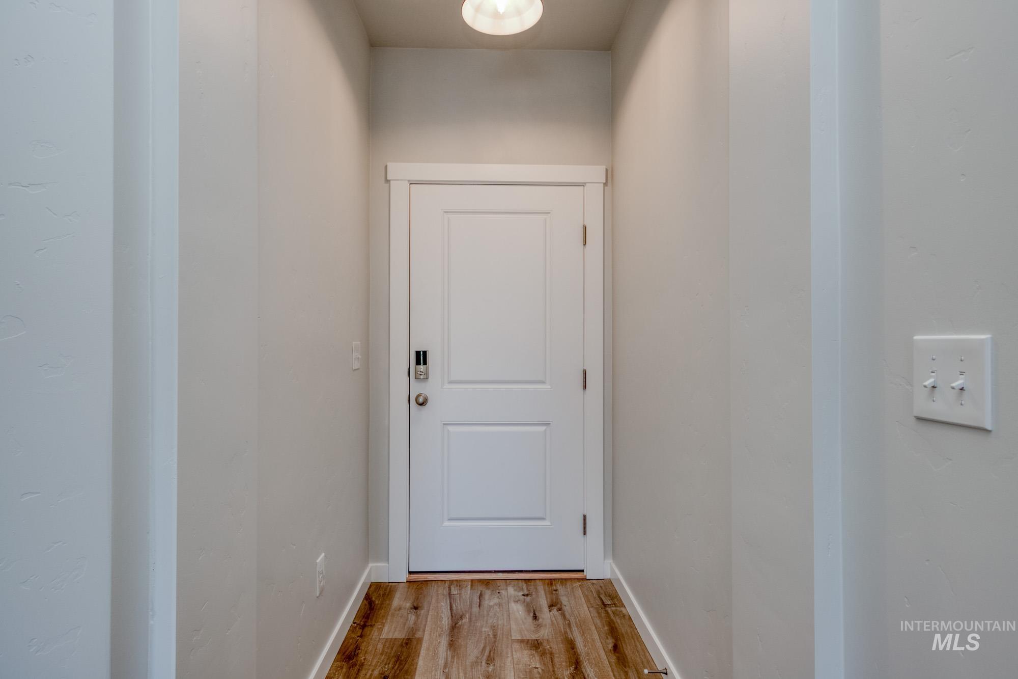 6752 W Plateau Creek Dr Property Photo 2
