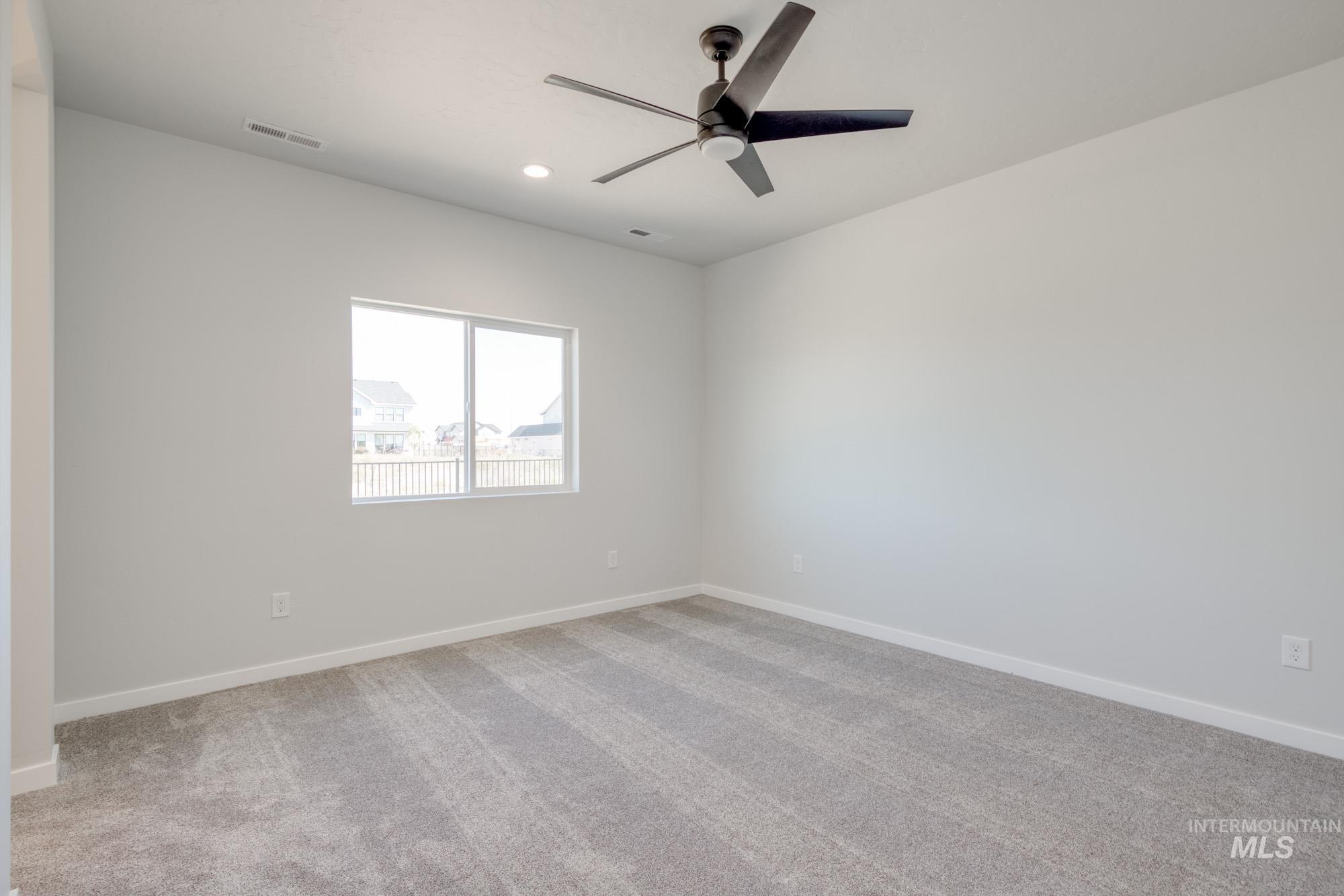 6752 W Plateau Creek Dr Property Photo 17