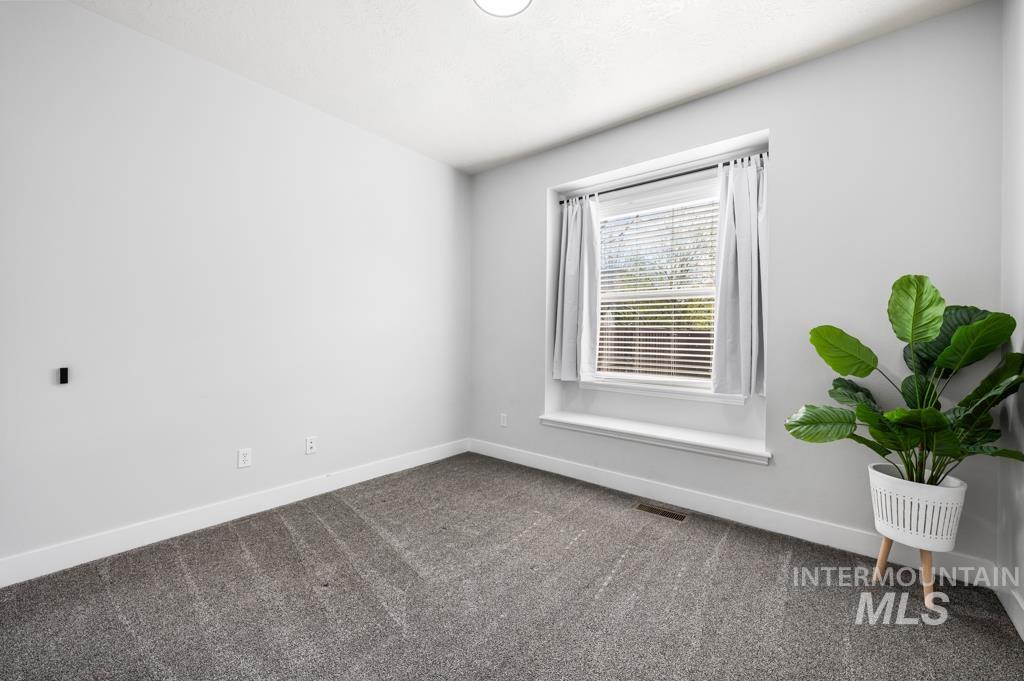 6059 Moose Creek Way Property Photo 29