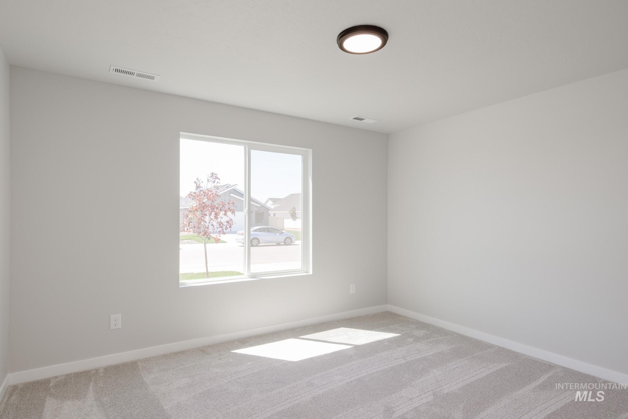 11128 Noble Dr Property Photo 12