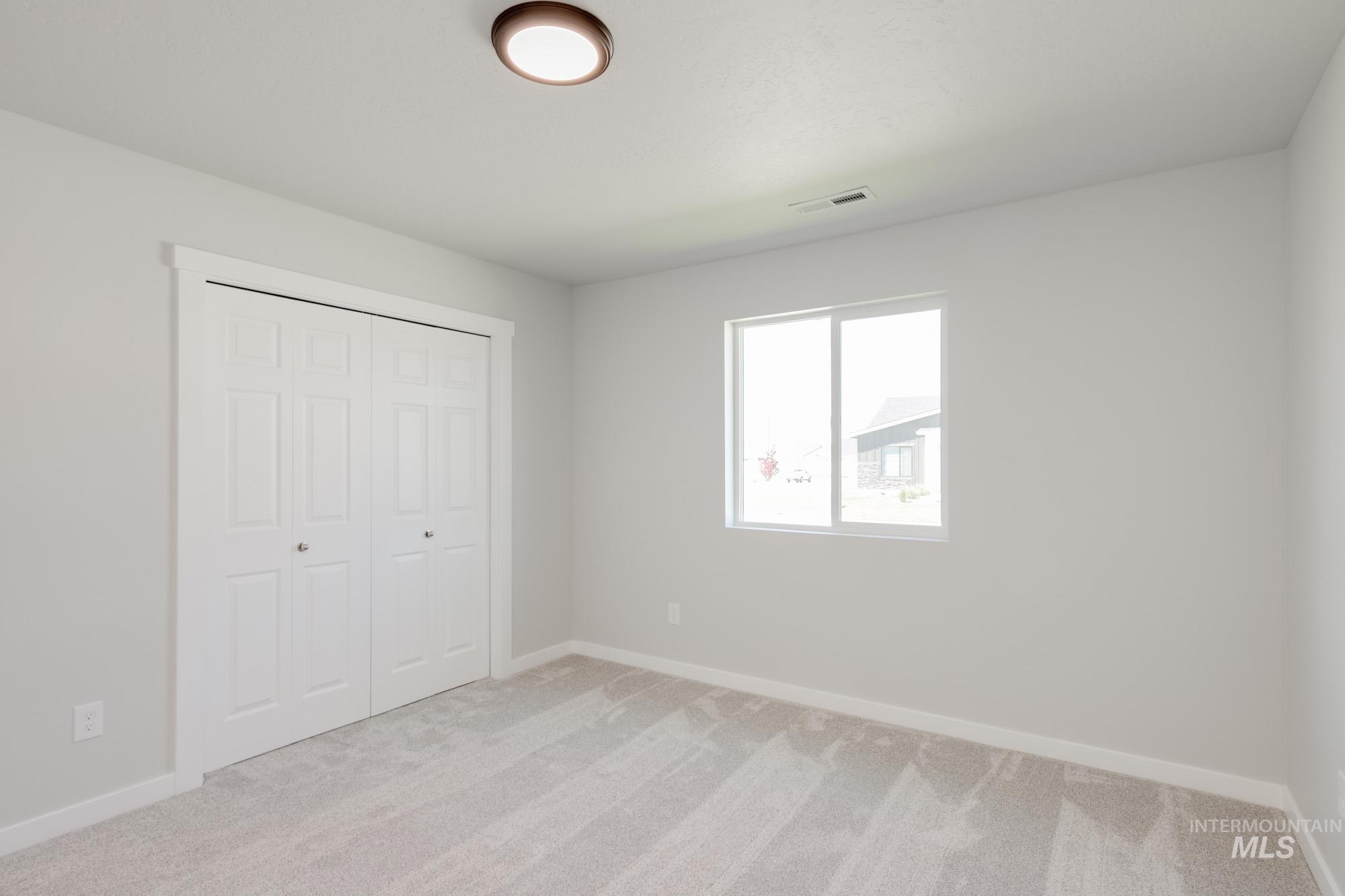 11128 Noble Dr Property Photo 14