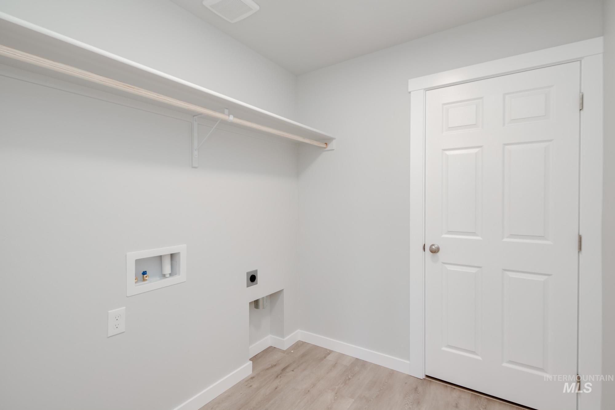 11128 Noble Dr Property Photo 16