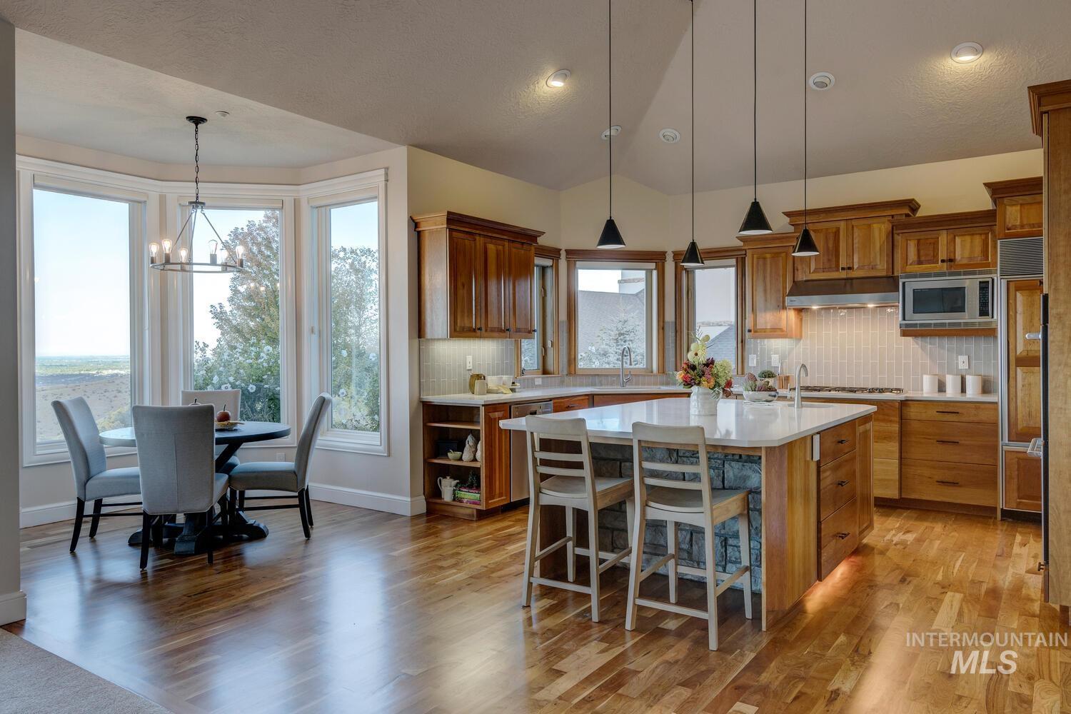 5560 N Quail Summit Place Property Photo 13