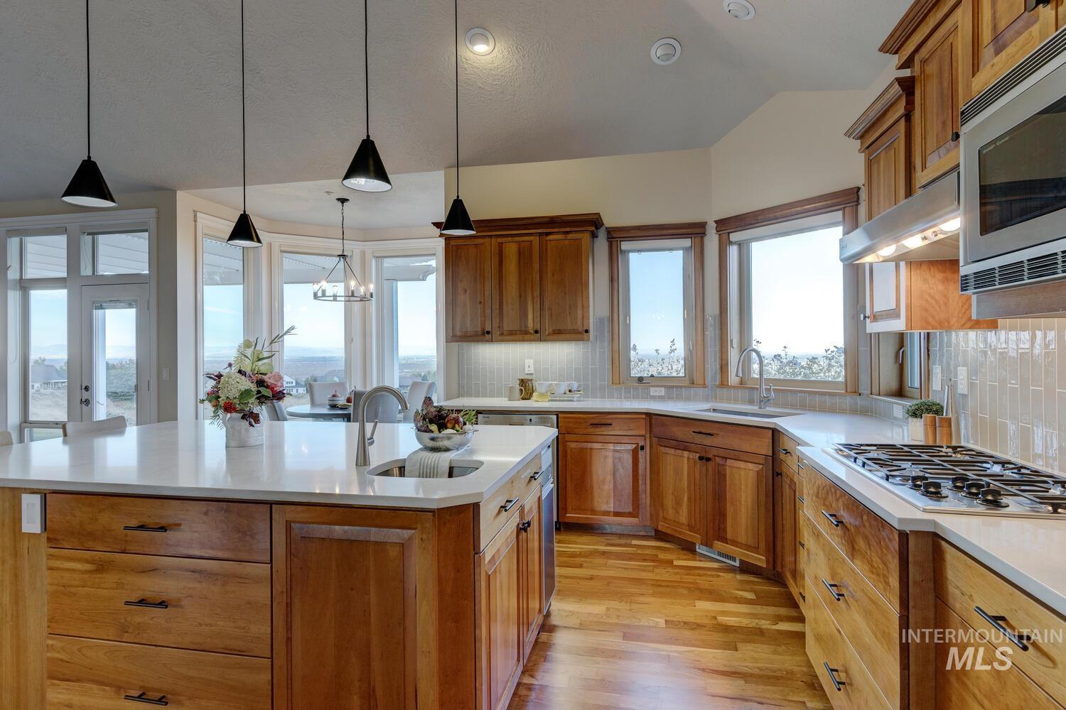 5560 N Quail Summit Place Property Photo 17
