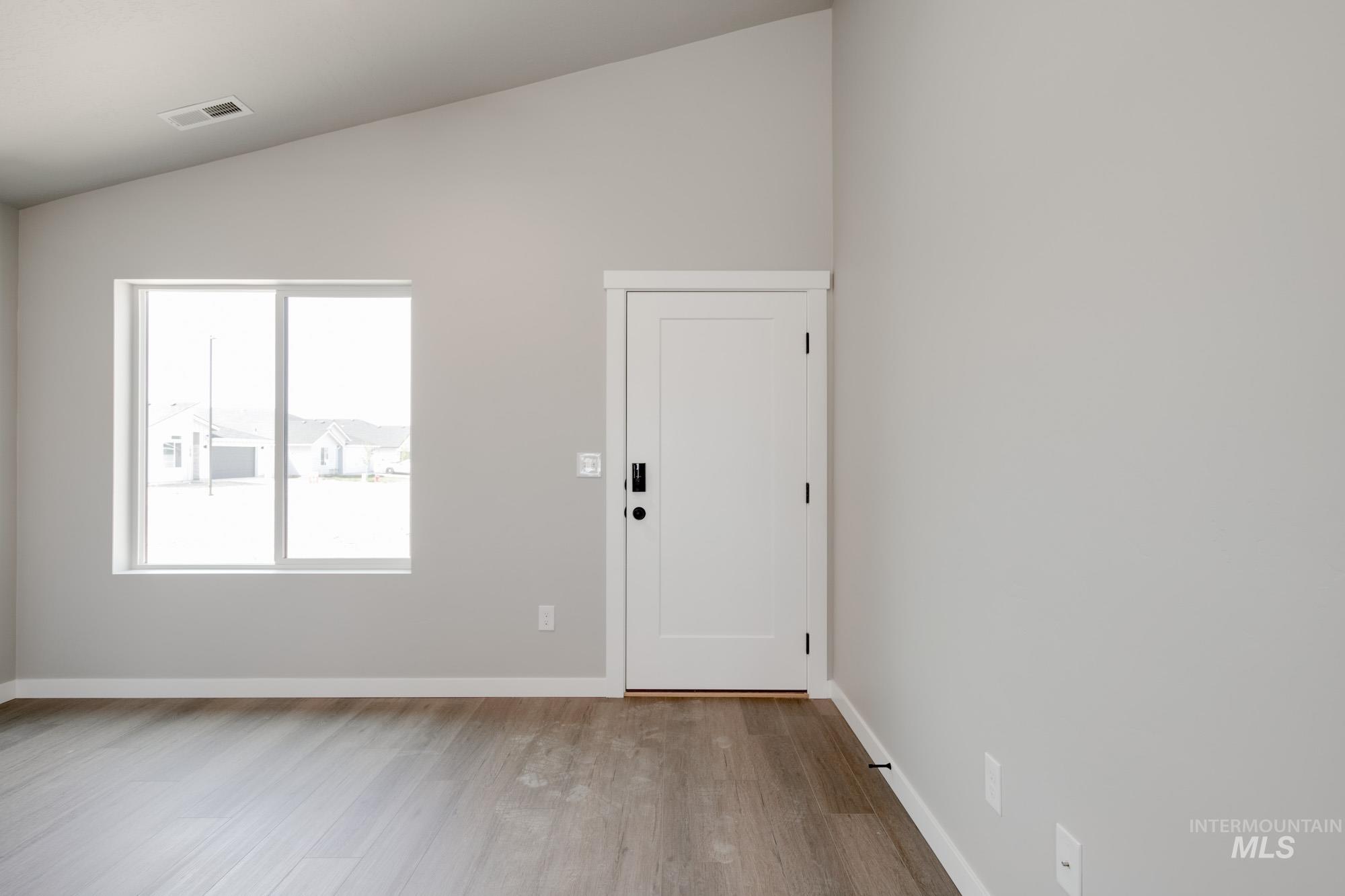 11081 Canvas St Property Photo 2