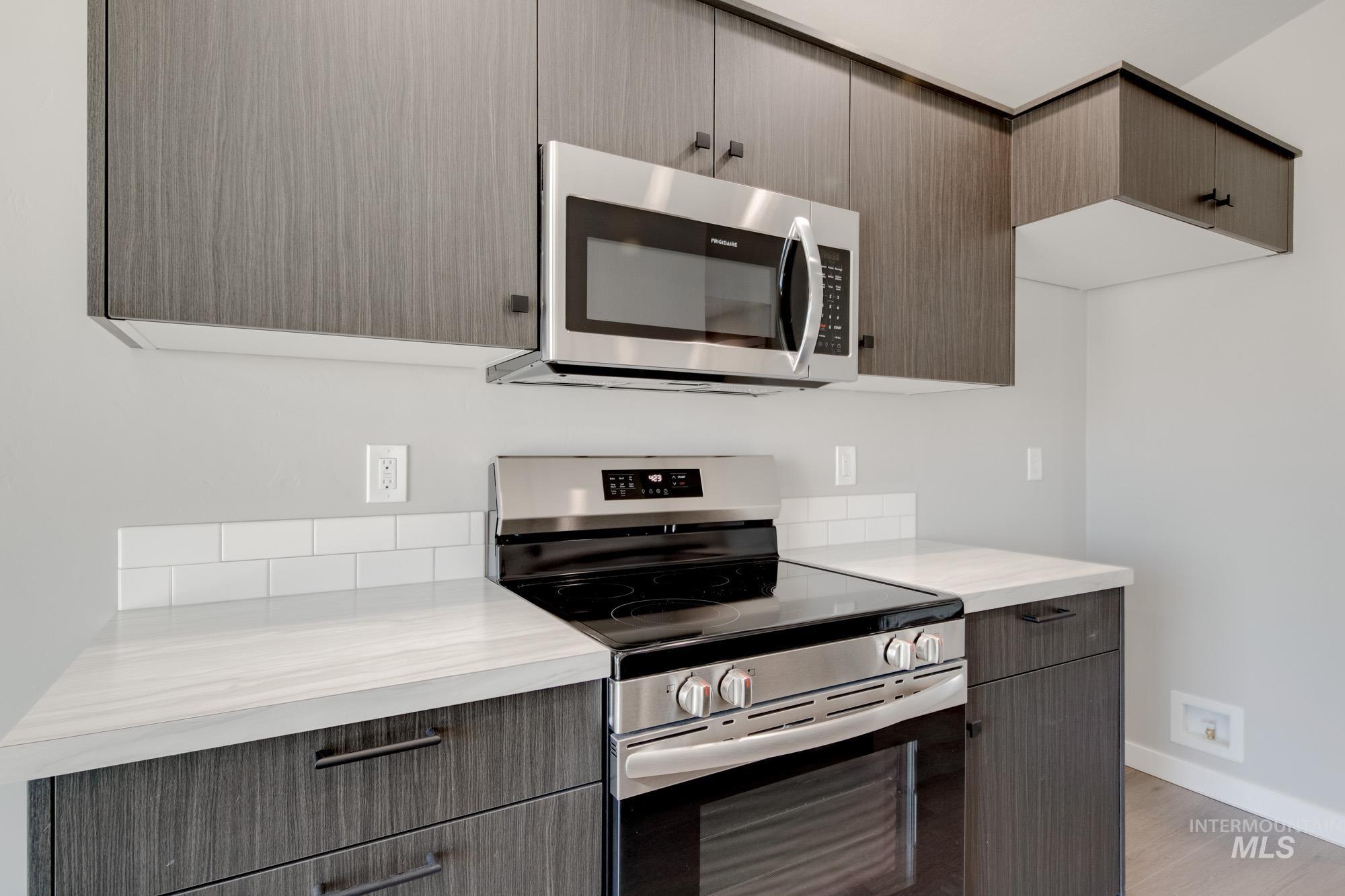 11081 Canvas St Property Photo 8